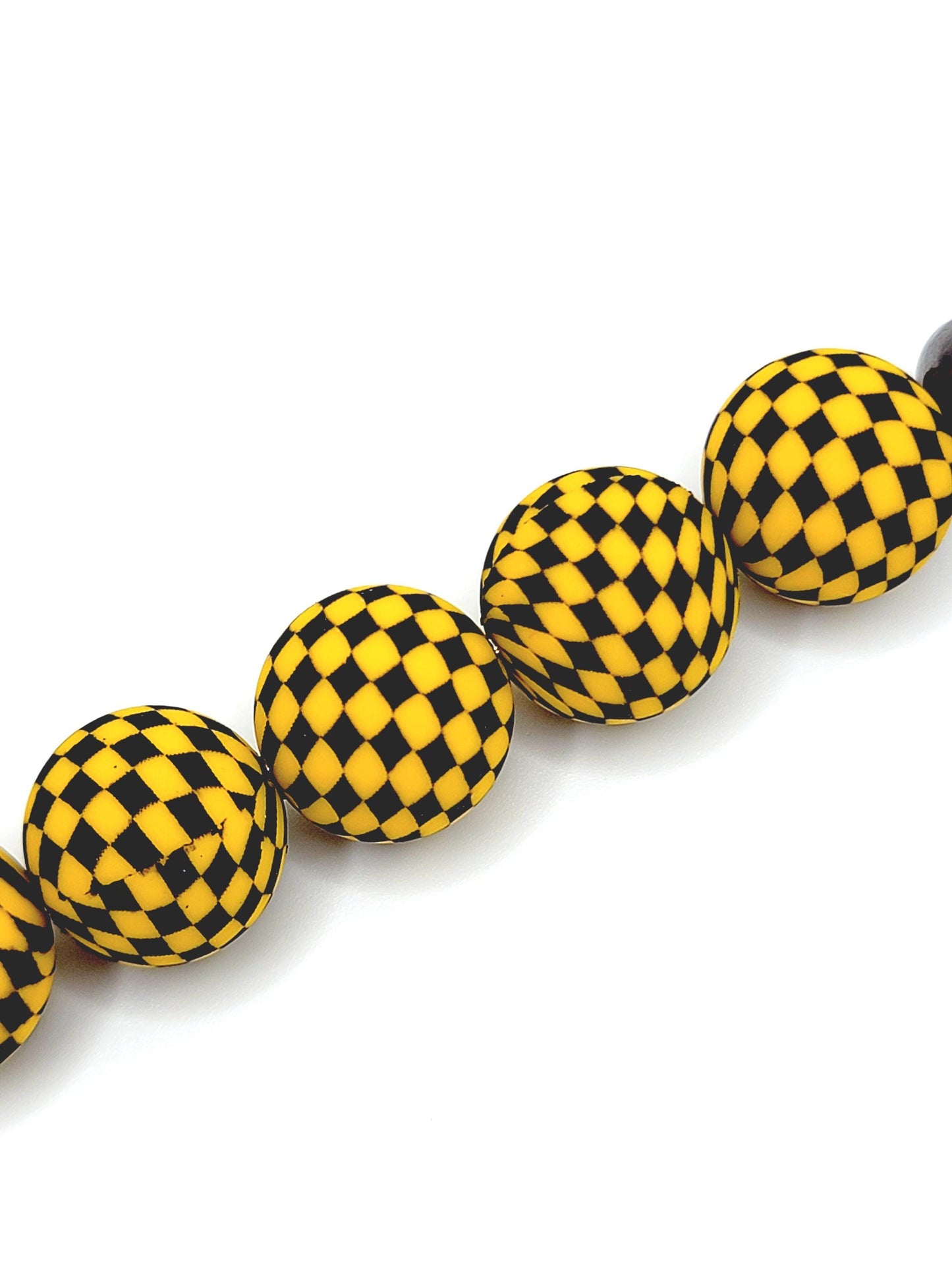15mm Printed Gold Yellow & Black Check Printed Silicone Beads – Checkered Round Beads for Pens & Wristlets