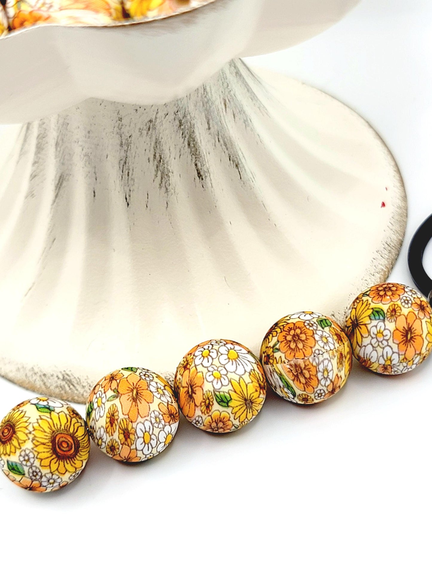 15mm Printed Yellow Sunflower Garden Floral Silicone Bead – Flower Round Beads for Pens & Wristlets