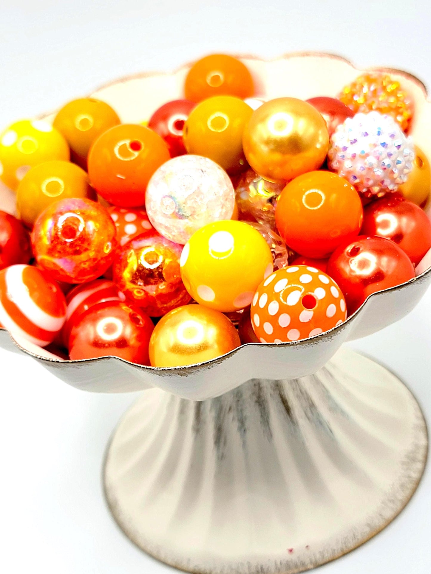 20mm Autumn Bubblegum Acrylic Beads (Set of 10) – Orange Mix