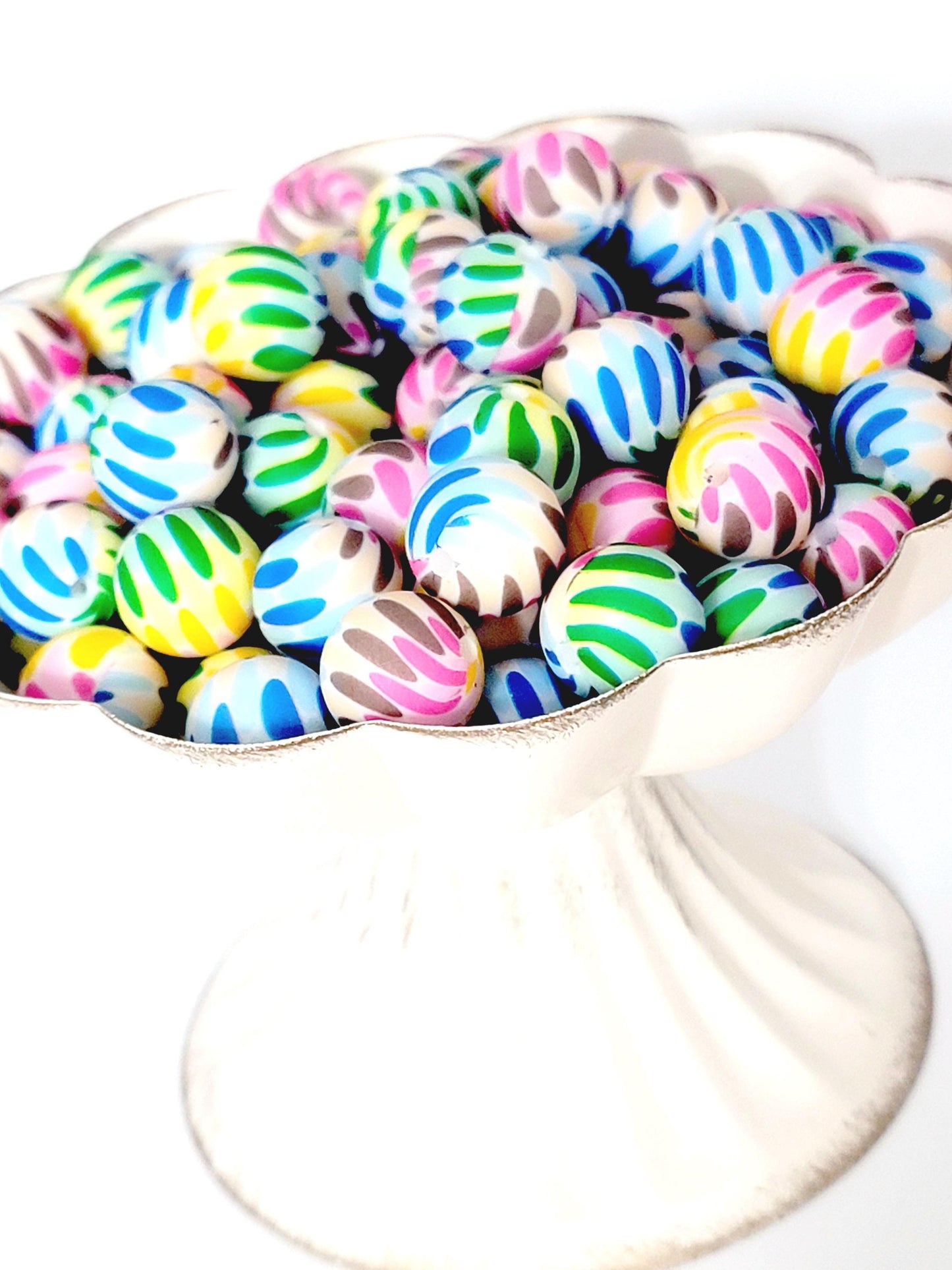 15mm Printed Rainbow Petals Print Silicone Bead – Round Beads for Pens & Wristlets