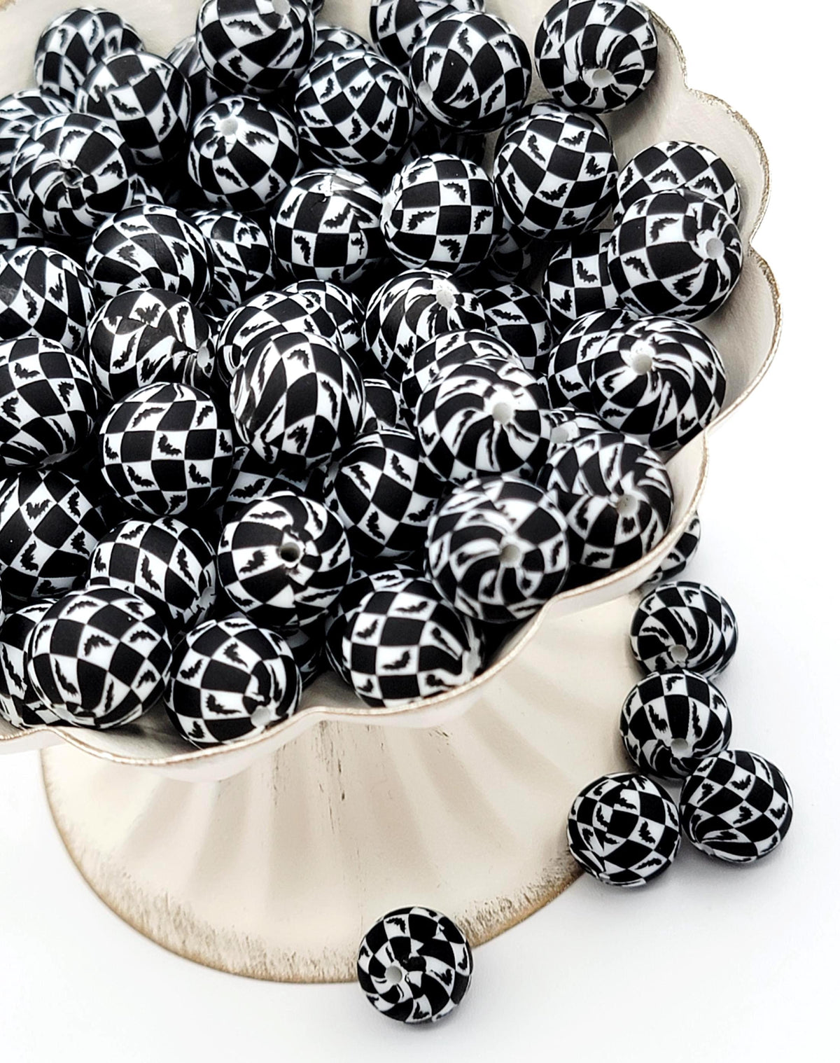 15mm Halloween Checkered Bat Silicone Bead, Black White Spooky Bat Bead for Pens, Wristlets, Keychains and Halloween Crafts