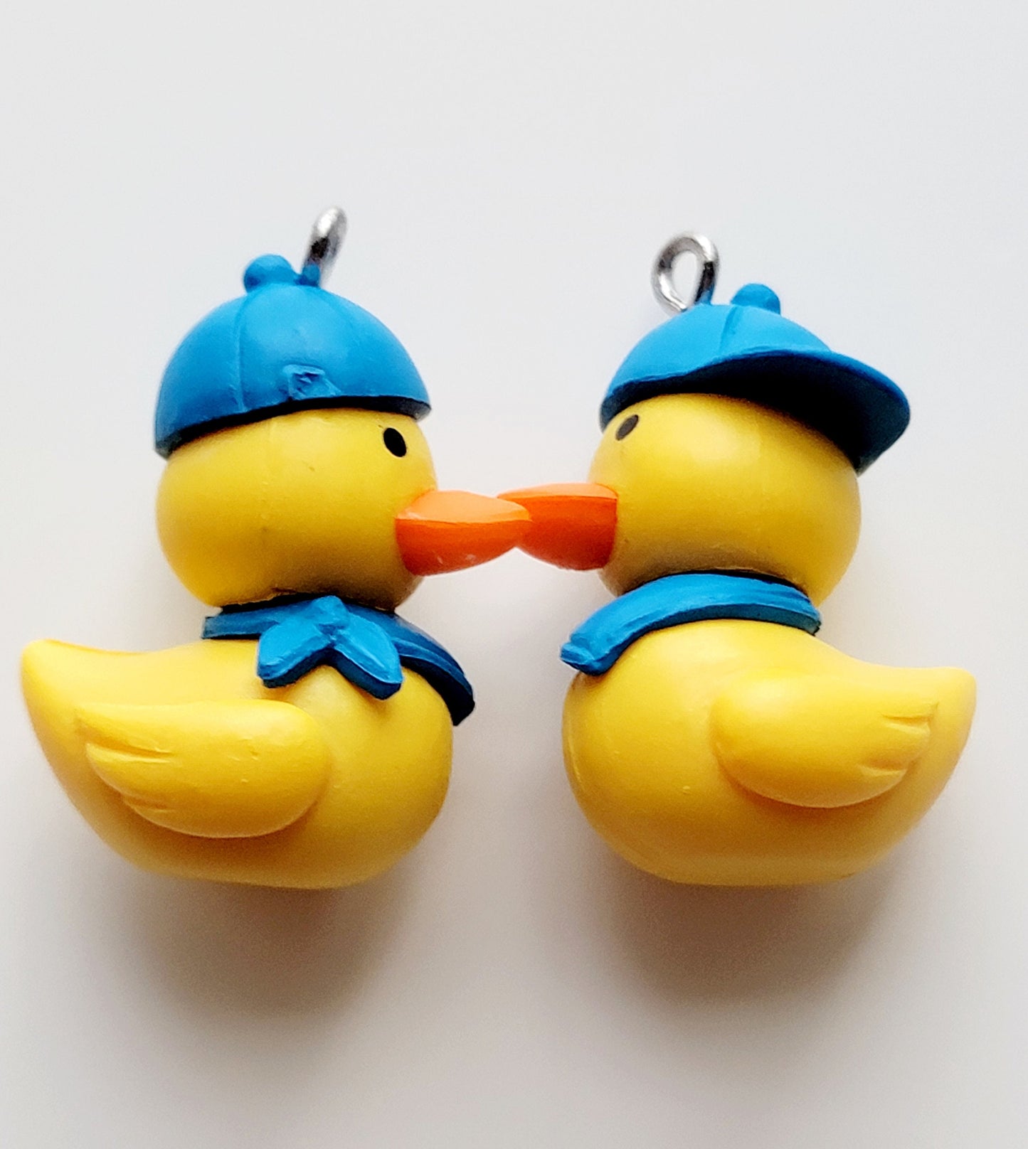 Kawaii Yellow Duck Resin Charms (Set of 2) – Eyehook Charms