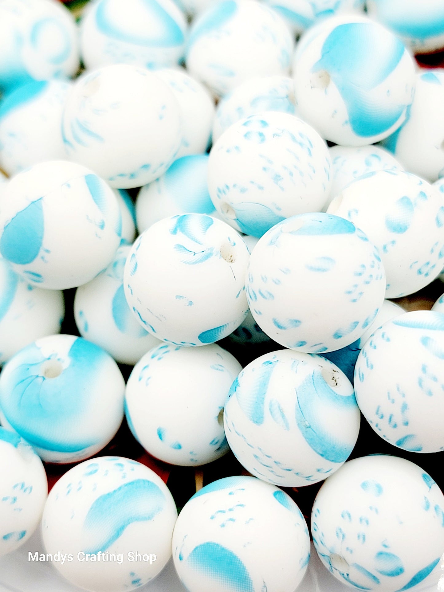 15mm Printed Blue & White Splatter Print Silicone Beads – Print Round Spacer Beads for Pens & Wristlets
