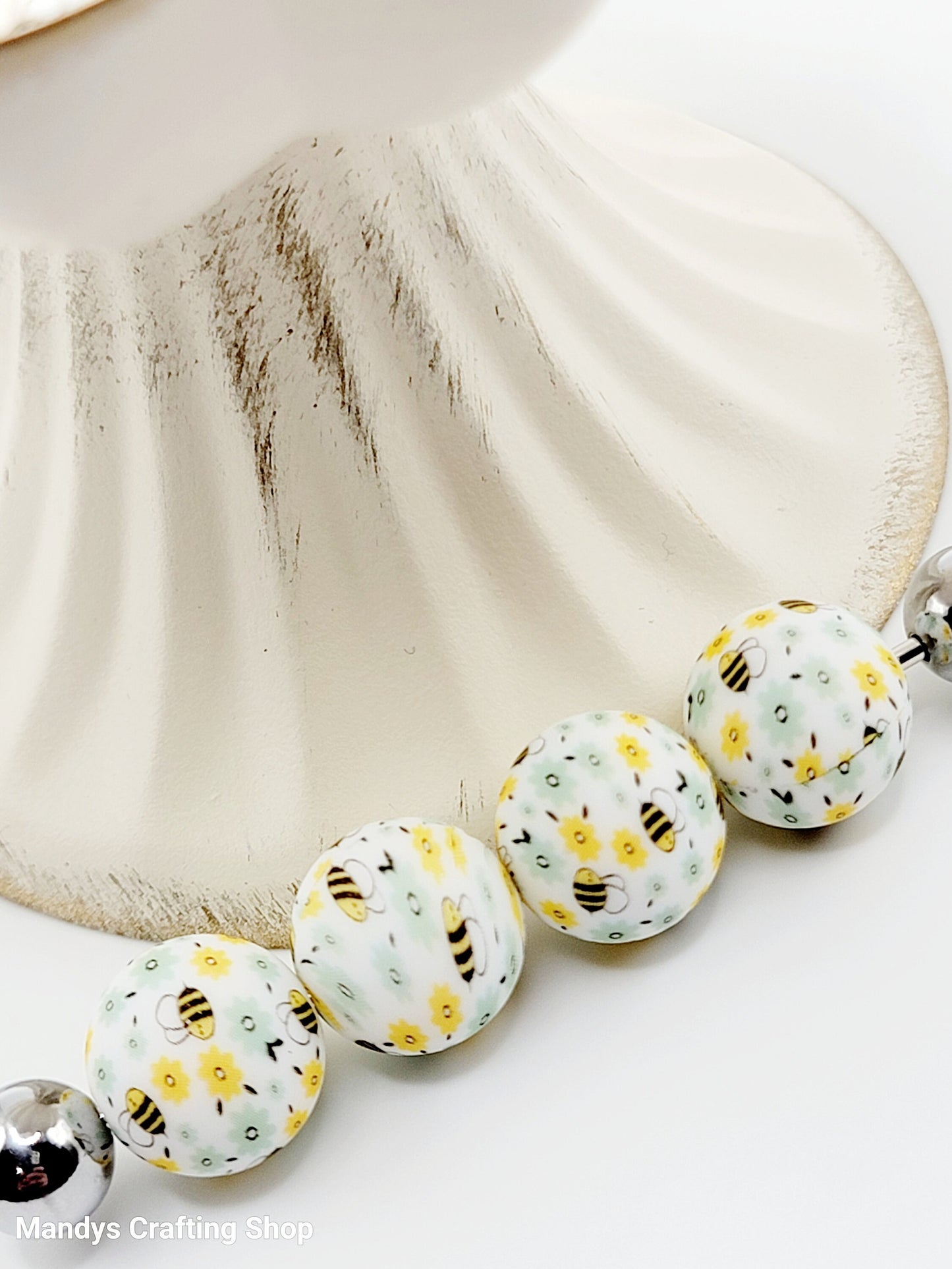 15mm Printed Bumble Bee Print Silicone Bead – Print Round Spacer Beads for Pens & Wristlets