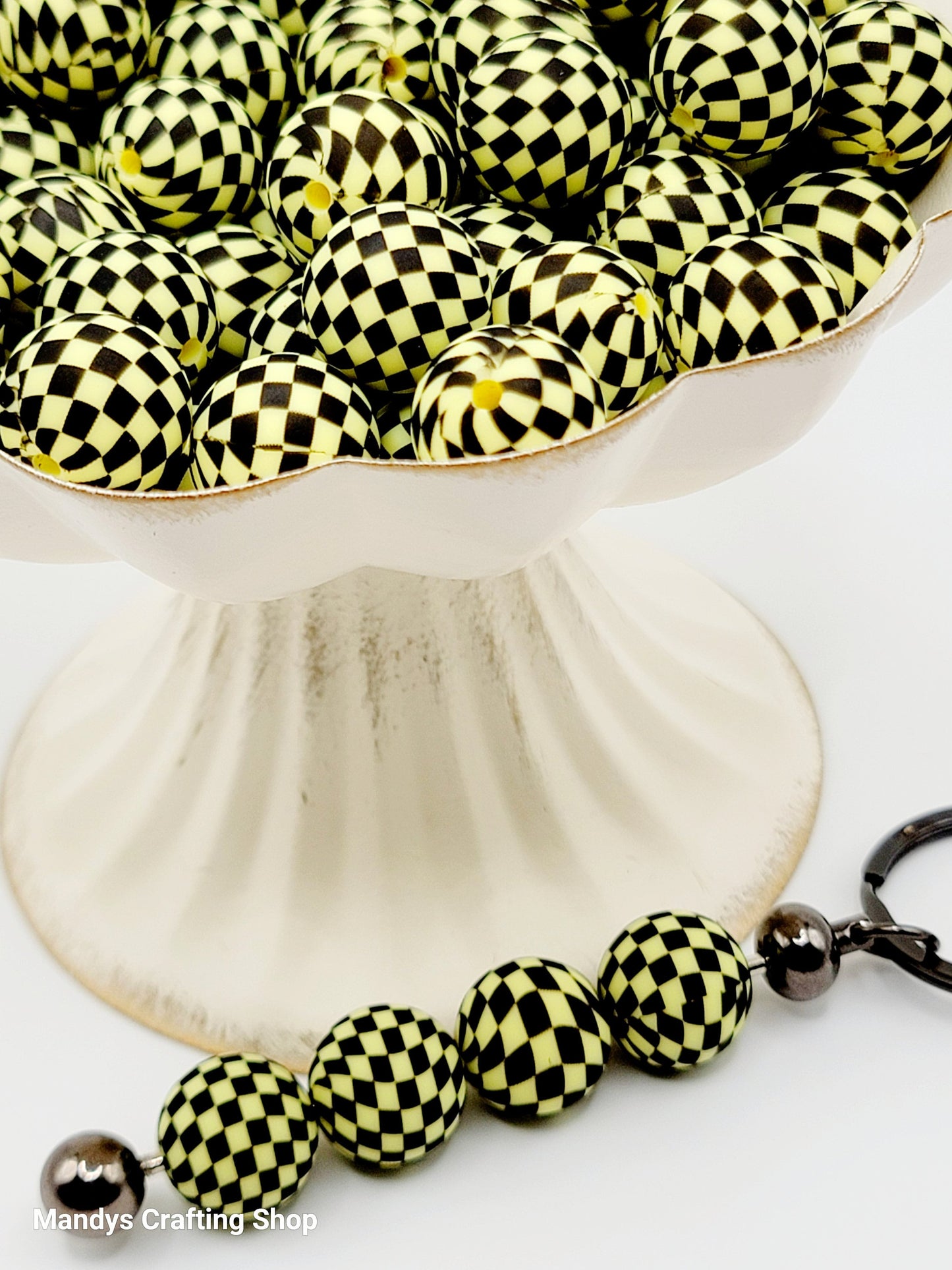15mm Printed Light Yellow & Black Checkered Silicone Beads – Checkered Round Beads for Pens & Wristlets