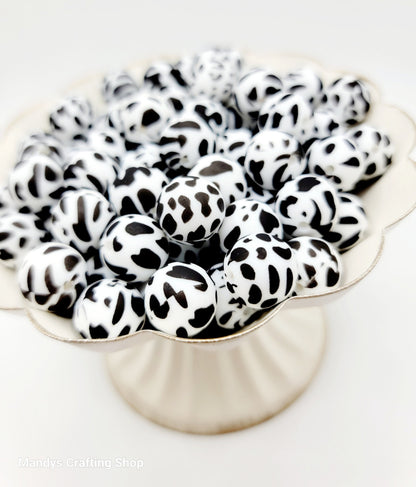 15mm Printed Black & White Cow Print Silicone Bead – Round Animal Beads for Pens & Wristlets