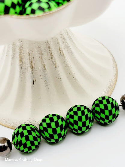 15mm Printed Green & Black Check Silicone Beads – Round Checkered Beads for Pens & Wristlets