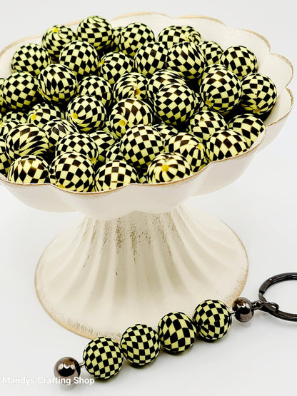 15mm Printed Light Yellow & Black Checkered Silicone Beads – Checkered Round Beads for Pens & Wristlets