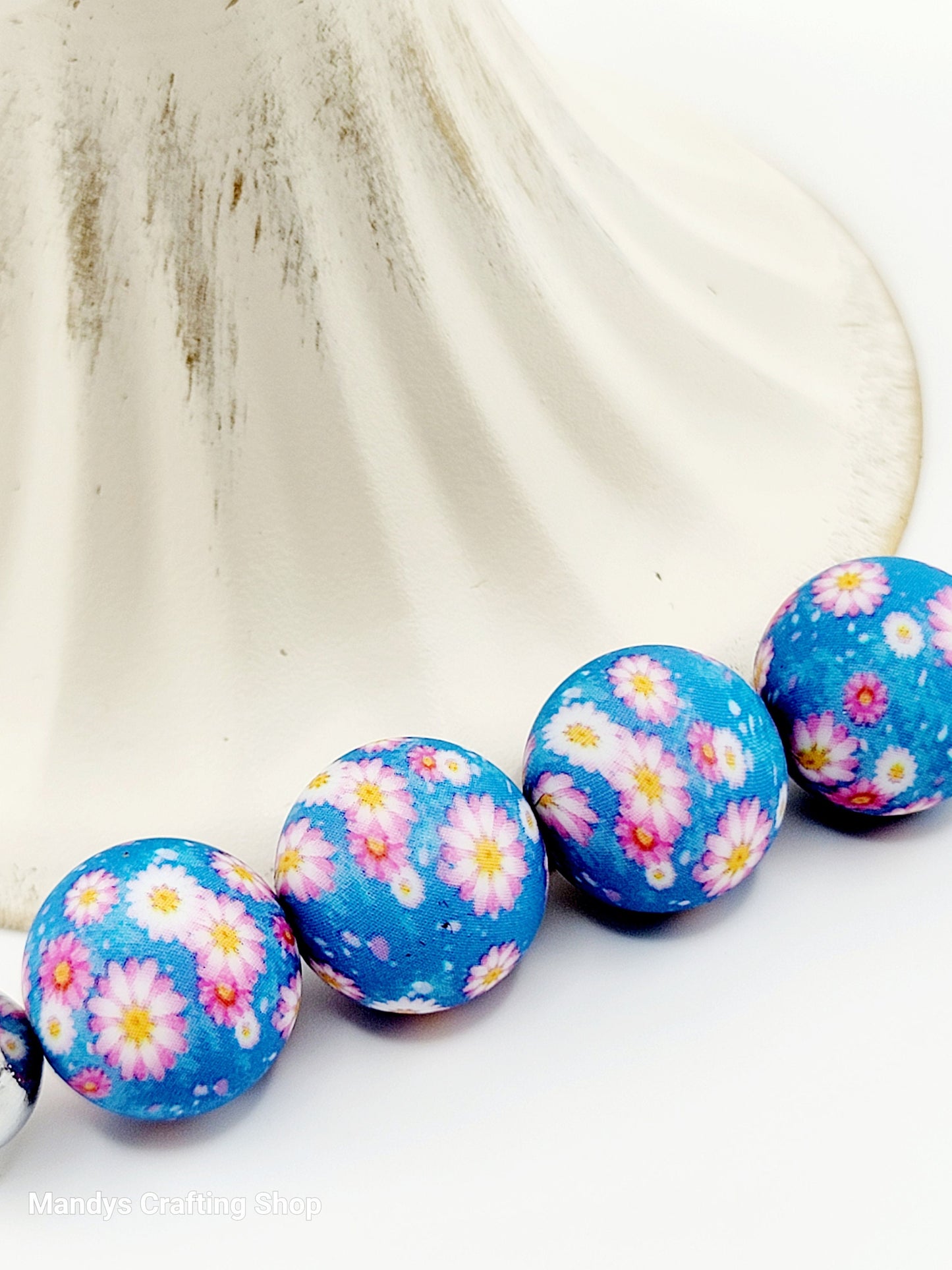 15mm Printed Blue Flower Garden Print Silicone Bead – Round Floral Beads for Pens & Wristlets