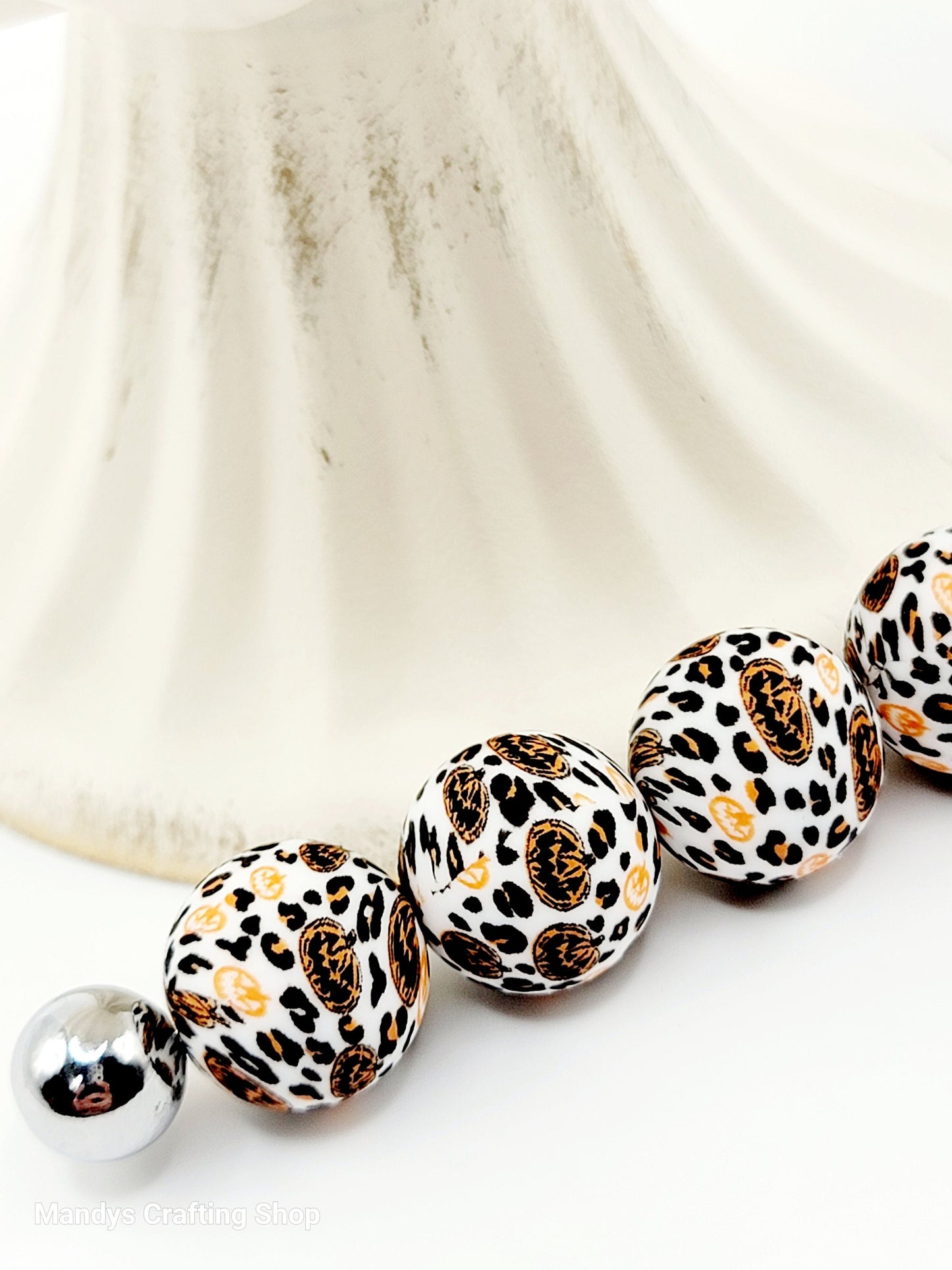 15mm Printed Pumpkin Leopard Silicone Bead – Halloween Round Focal Beads for Pens & Wristlets
