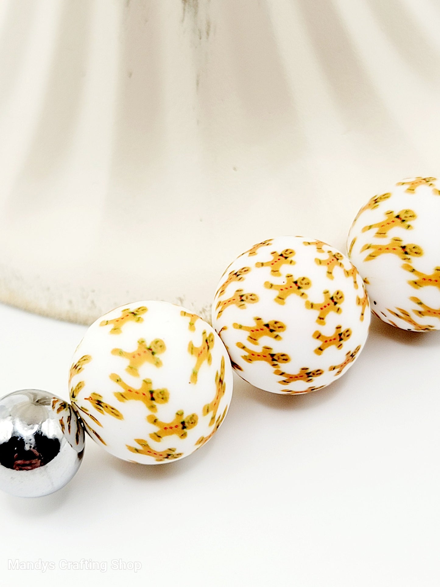 15mm Printed Gingerbread Man Print Silicone Beads – Christmas Round Beads for Pens & Wristlets