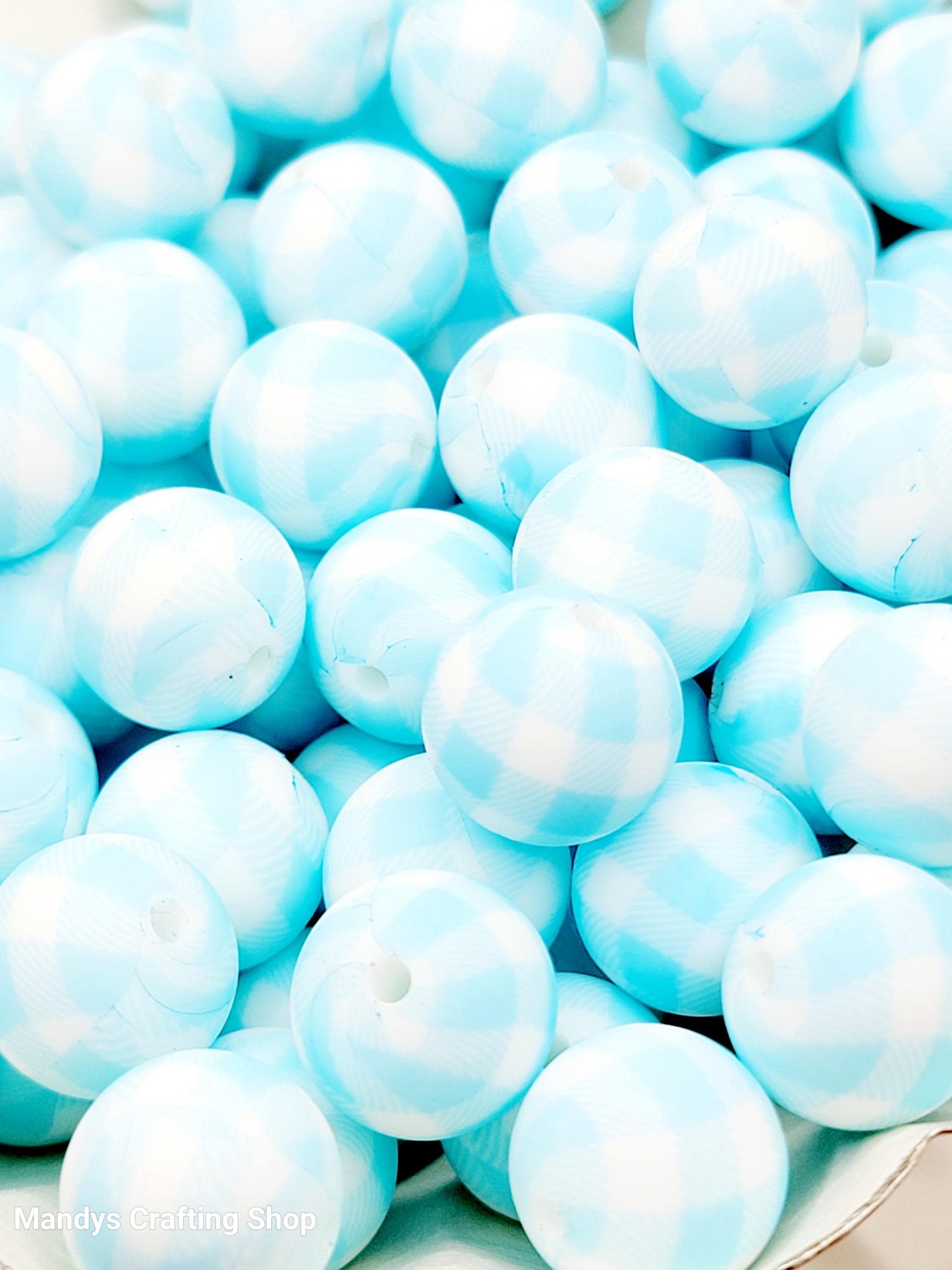 15mm Printed Blue & White Picnic Cloth Print Silicone Bead – Checkered Blue Beads for Pens & Wristlets