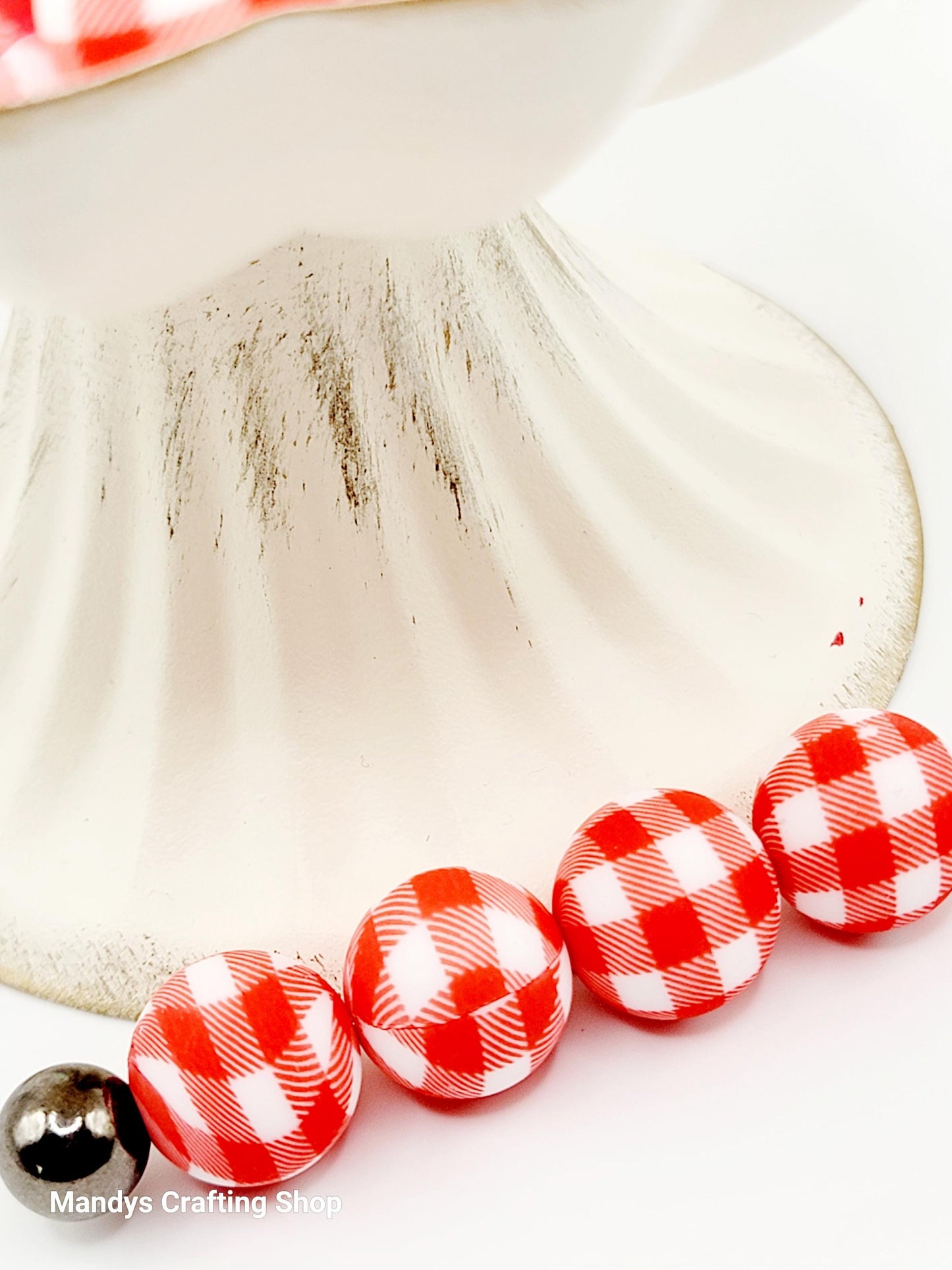 15mm Printed Red & White Picnic Cloth Print Silicone Bead – 15mm Round Red Beads for Pens & Wristlets