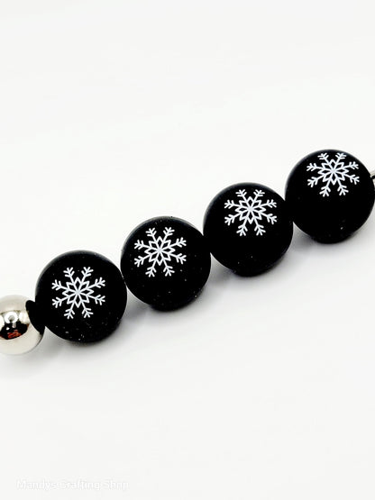 15mm Printed Black White Snowflake Print Silicone Beads – Christmas Round Beads for Pens & Wristlets