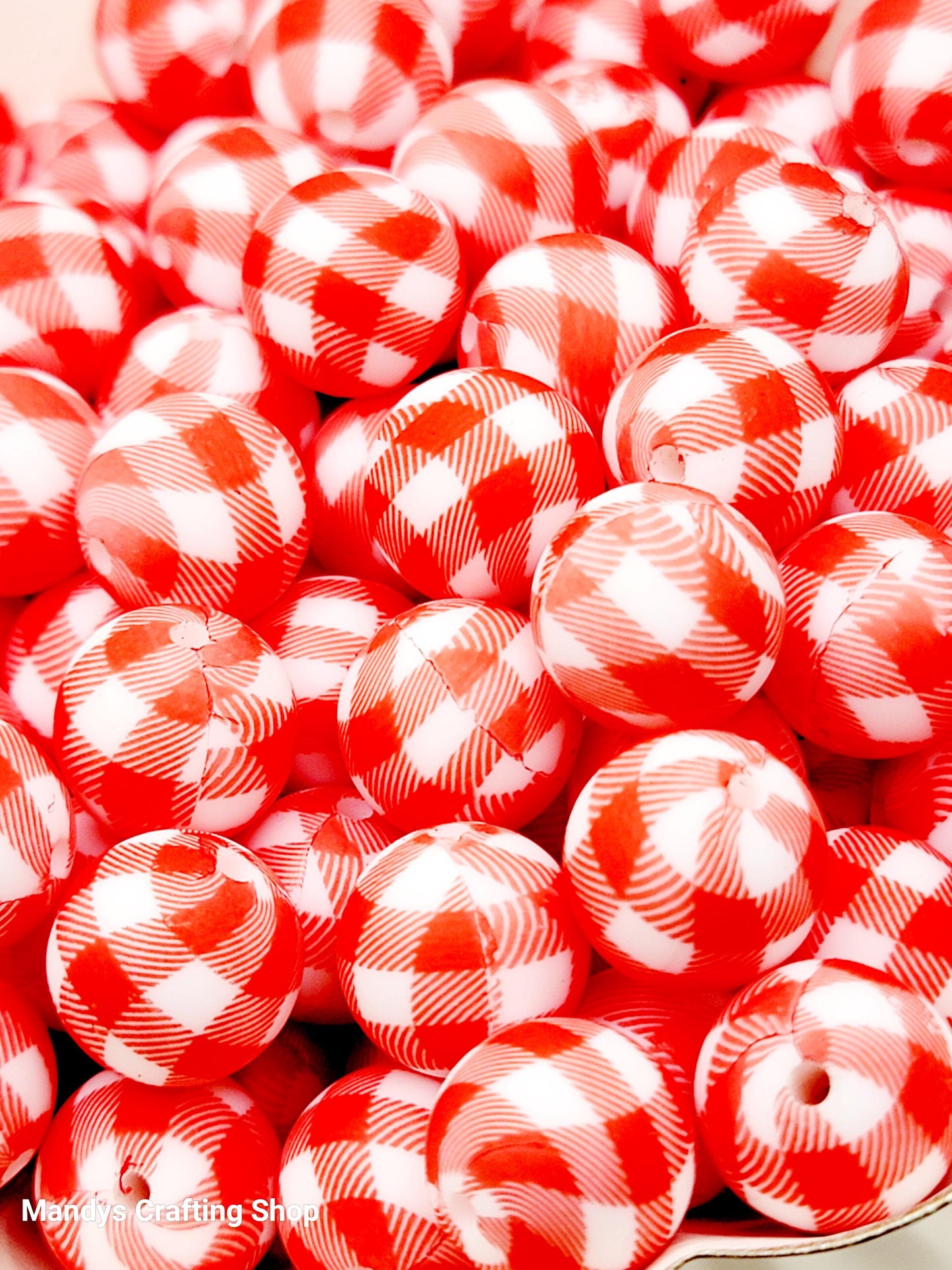 15mm Printed Red & White Picnic Cloth Print Silicone Bead – 15mm Round Red Beads for Pens & Wristlets
