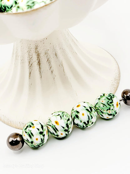 15mm Printed Green & White Floral Print Silicone Bead – Floral Round Beads for Pens & Wristlets