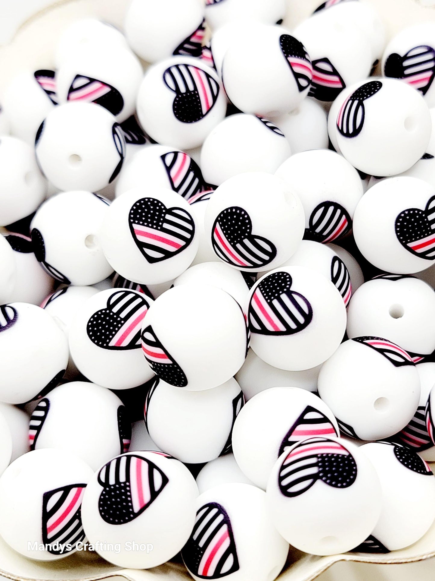 15mm Printed Firefighter Flag Heart Silicone Bead – Thin Red Line Round Beads for Pens & Crafts