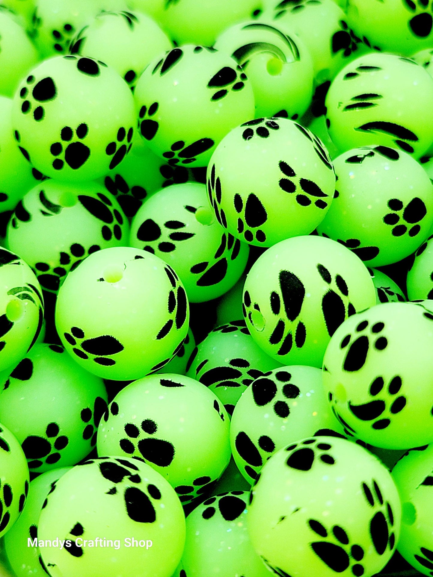 15mm Printed Green Glitter Paw Print Silicone Bead – Round Pet Beads for Pens & Wristlets