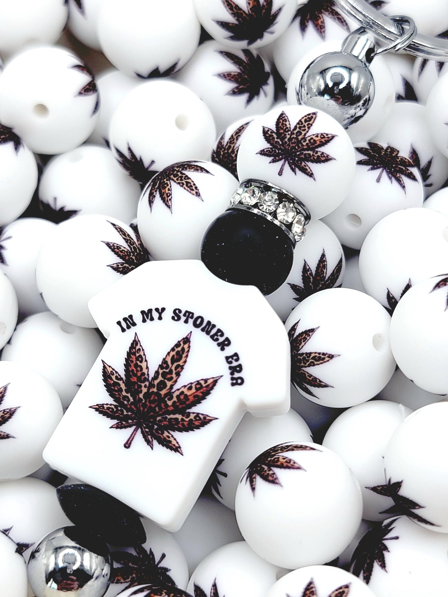 15mm Printed Weed Leaf Leopard Silicone Bead – 420 Cannabis Round Beads for Pens & Wristlets
