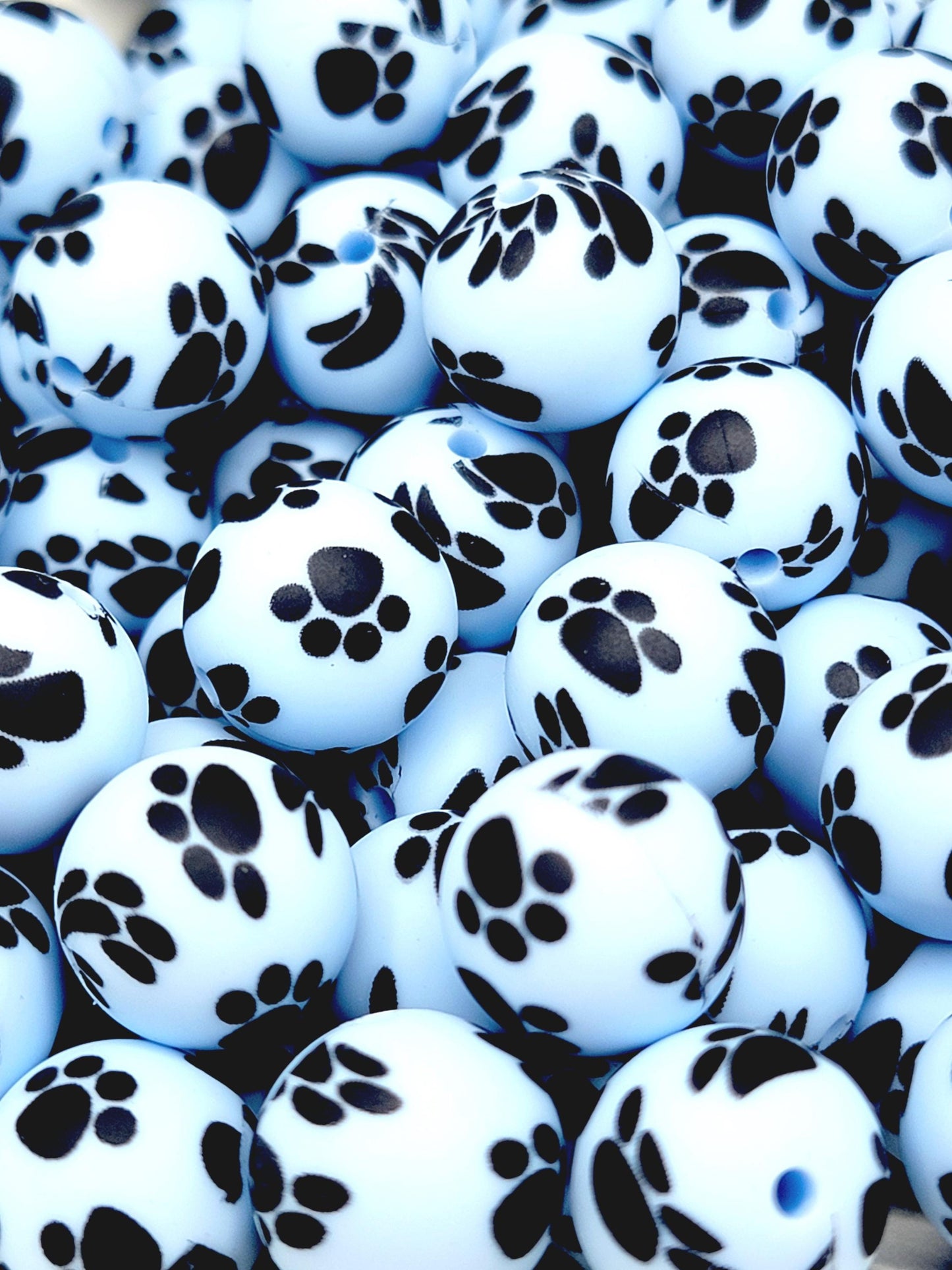 15mm Printed Light Blue Paw Print Silicone Bead – Paw Pet Beads for Pens & Wristlets