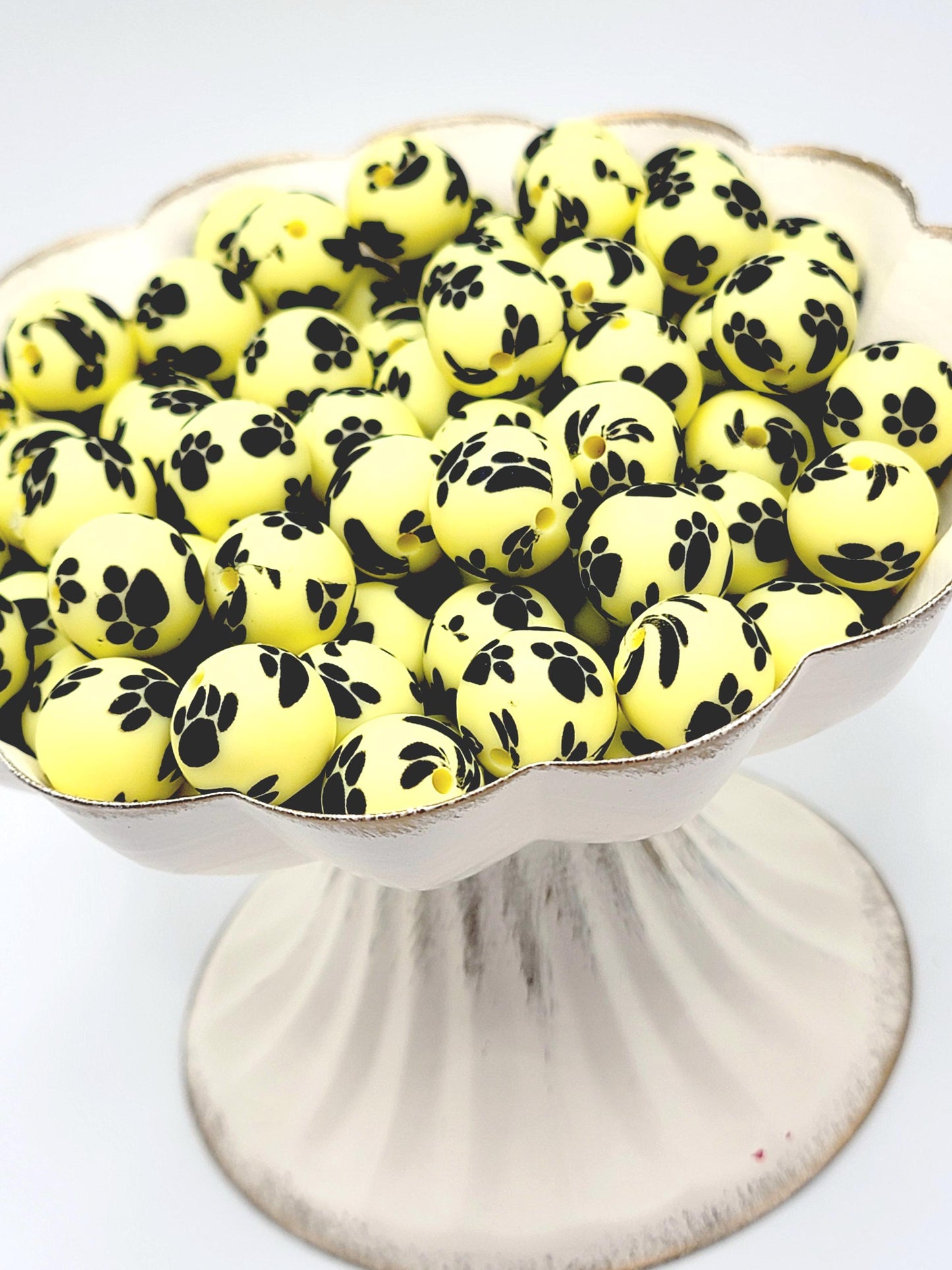 15mm Printed Light Yellow Paw Print Silicone Bead – Round Pet Paw Print Beads for Pens & Wristlets