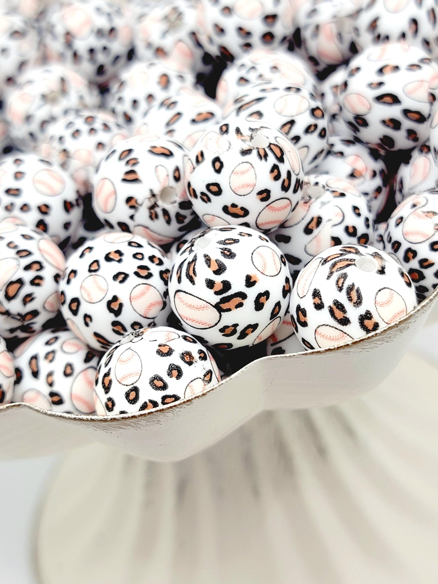 15mm Printed Baseball Leopard Print Silicone Bead – Sports Theme Round Spacer Beads for Pens & Wristlets