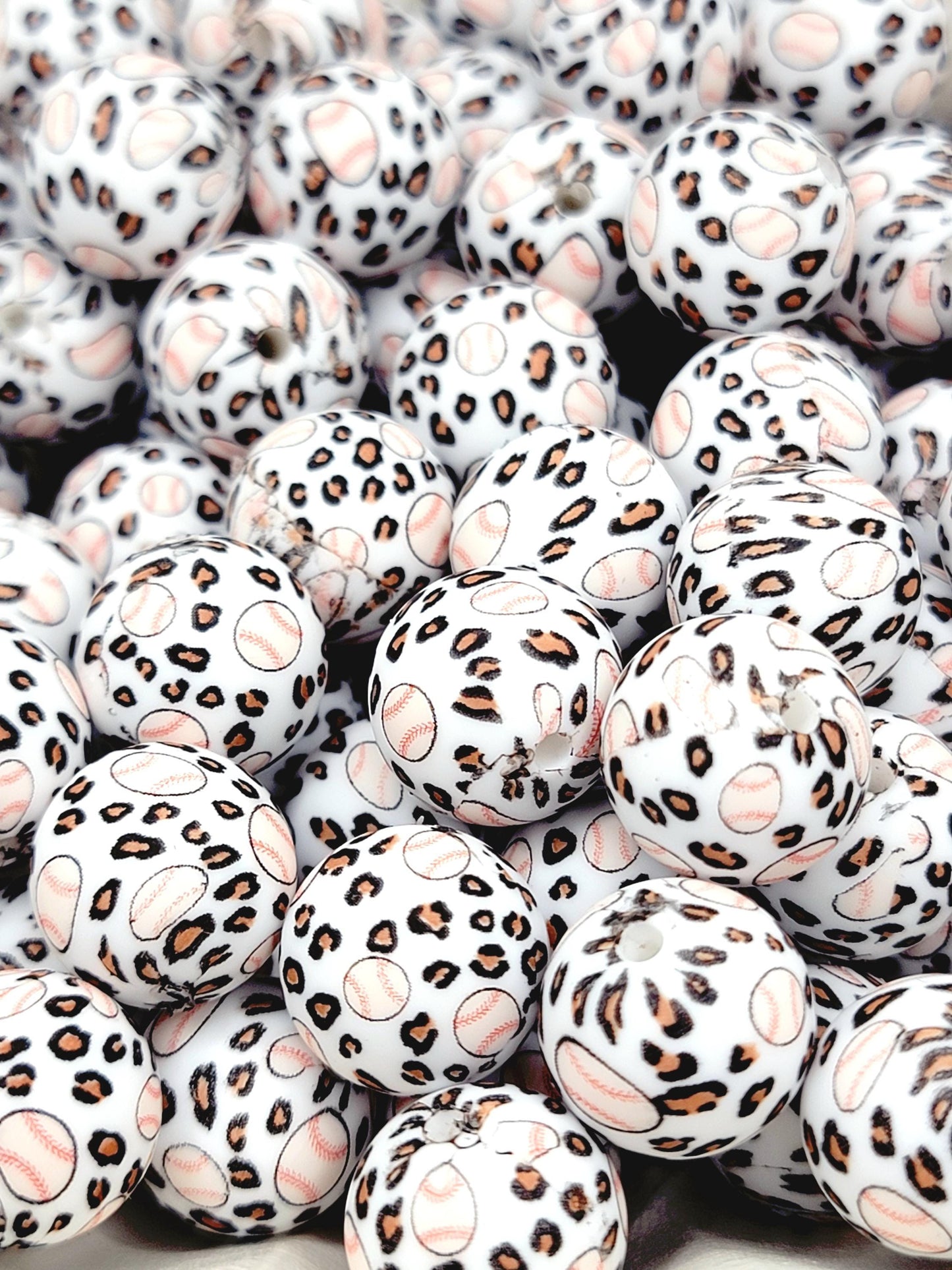 15mm Printed Baseball Leopard Print Silicone Bead – Sports Theme Round Spacer Beads for Pens & Wristlets