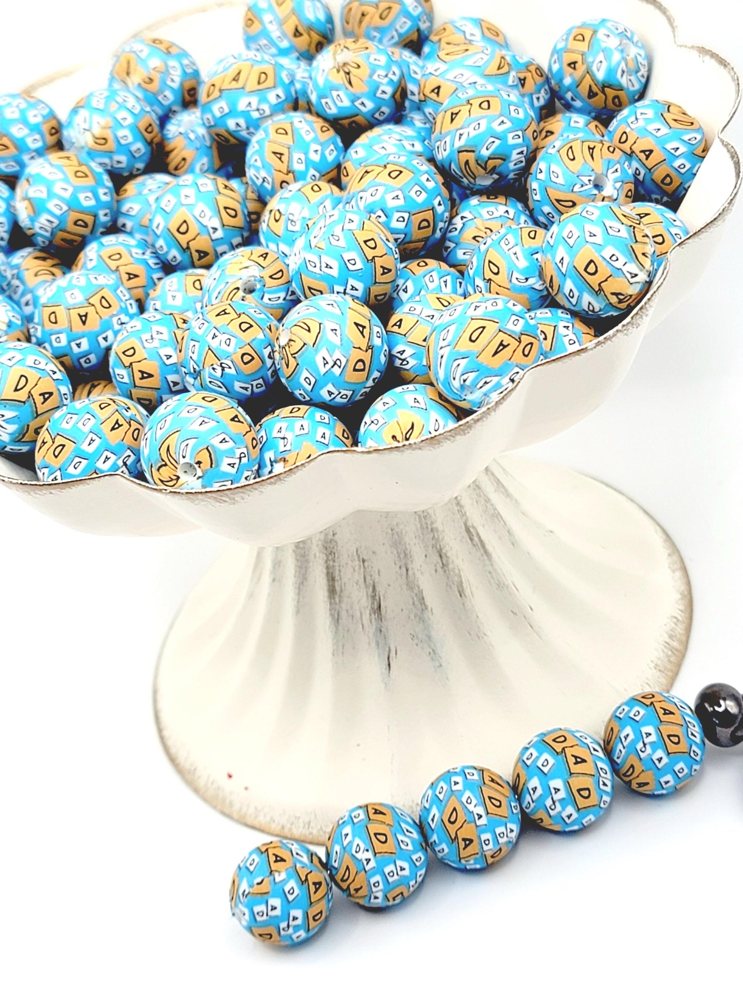 15mm Printed “Dad” Letter Game Silicone Bead – Father’s Day Round Beads for Pens & Wristlets