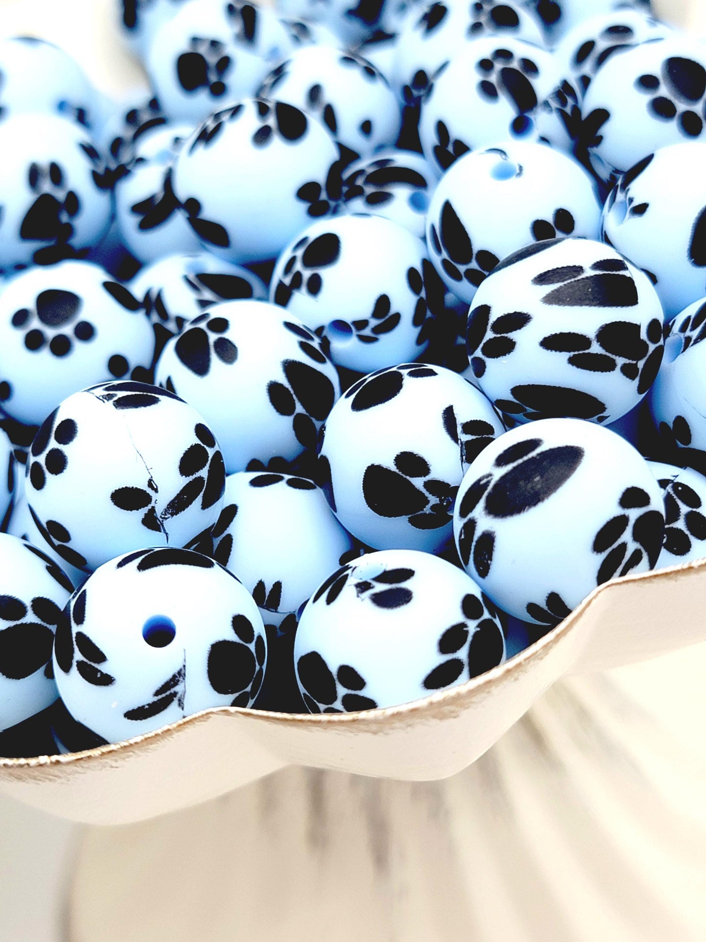15mm Printed Light Blue Paw Print Silicone Bead – Paw Pet Beads for Pens & Wristlets