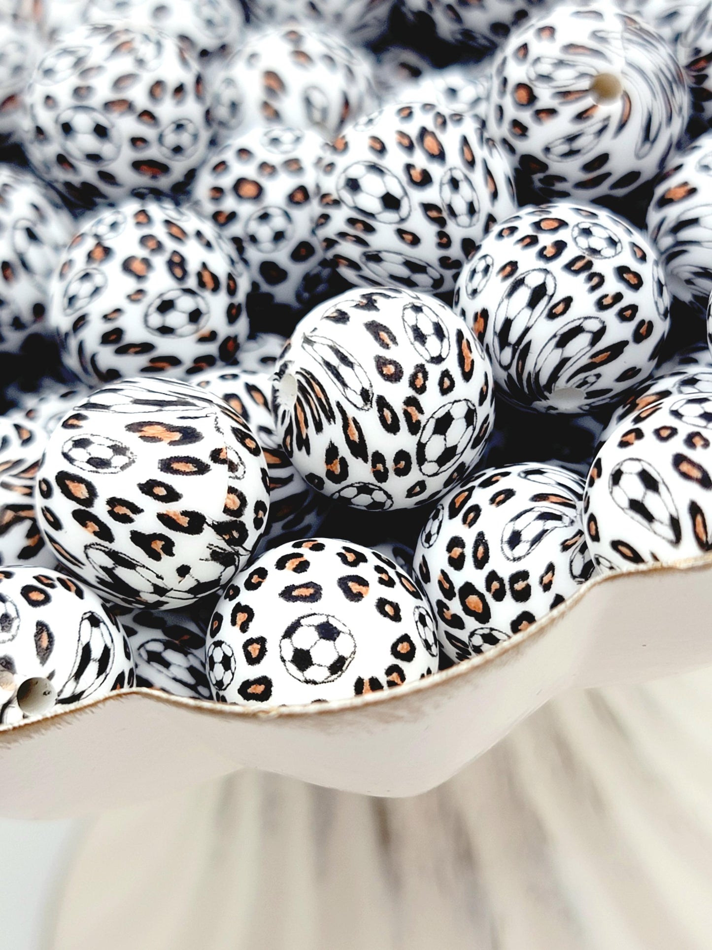 15mm Printed Soccer Ball Leopard Print Silicone Bead – Sports Theme Round Spacer Beads for Pens & Wristlets