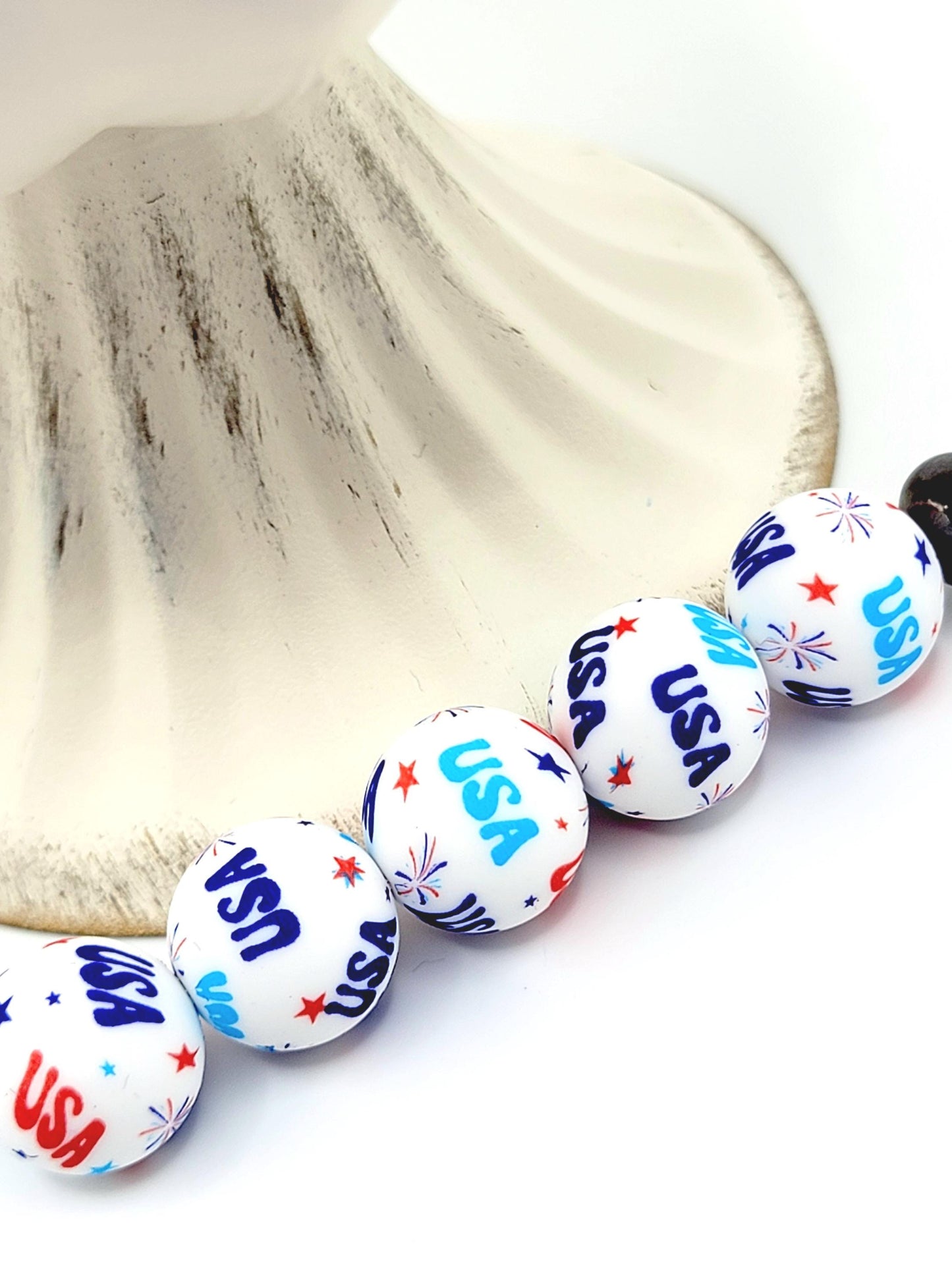 15mm Printed USA Fireworks Silicone Beads – Patriotic Round Beads for Pens & Wristlets