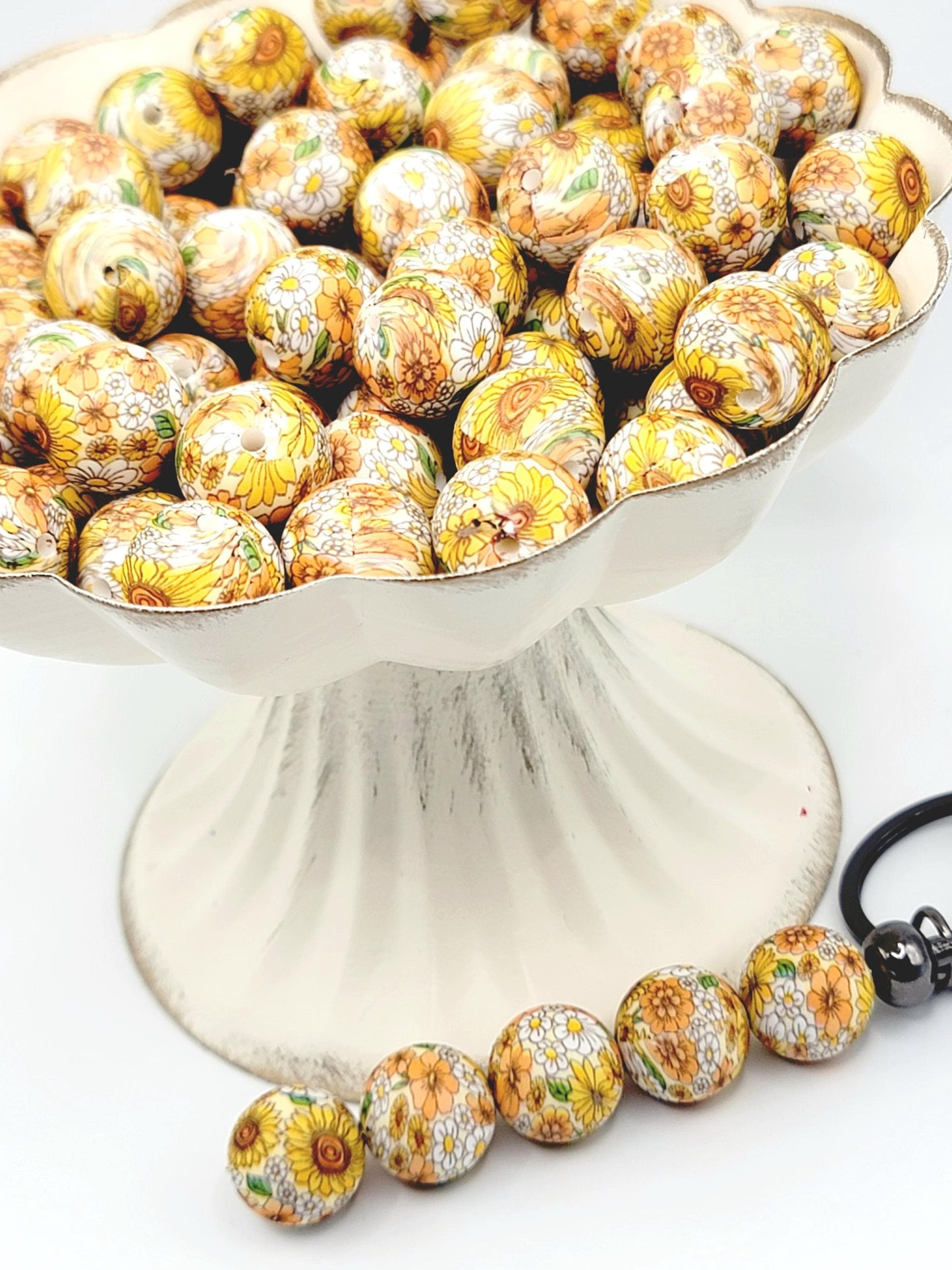 15mm Printed Yellow Sunflower Garden Floral Silicone Bead – Flower Round Beads for Pens & Wristlets