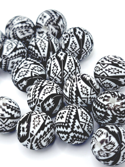 15mm Printed Black & White Aztec Diamond Silicone Bead – Western Round Beads for Pens & Wristlets