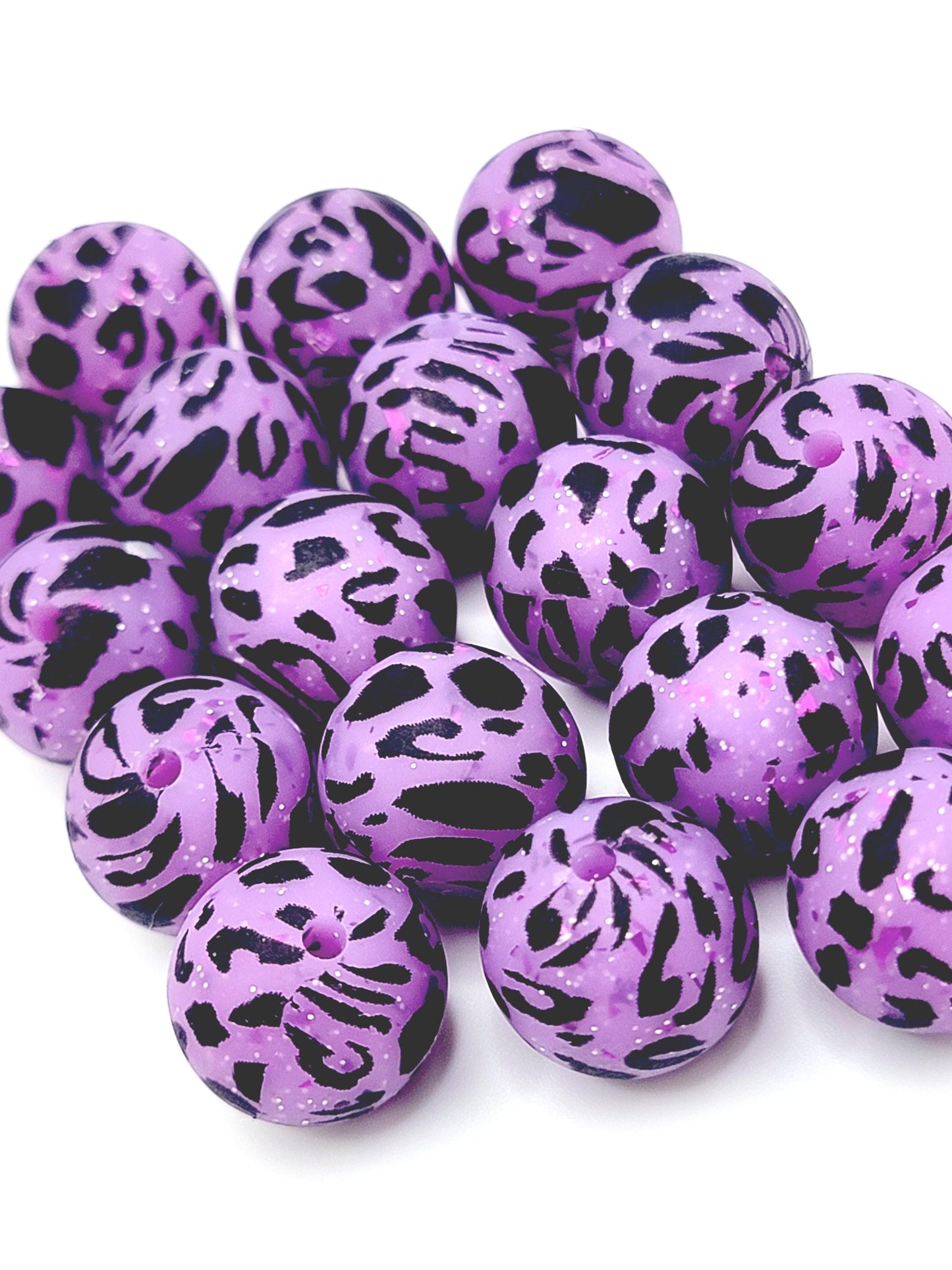 15mm Printed Purple Glitter Leopard Silicone Bead – Purple Animal Print Beads for Pens & Wristlets