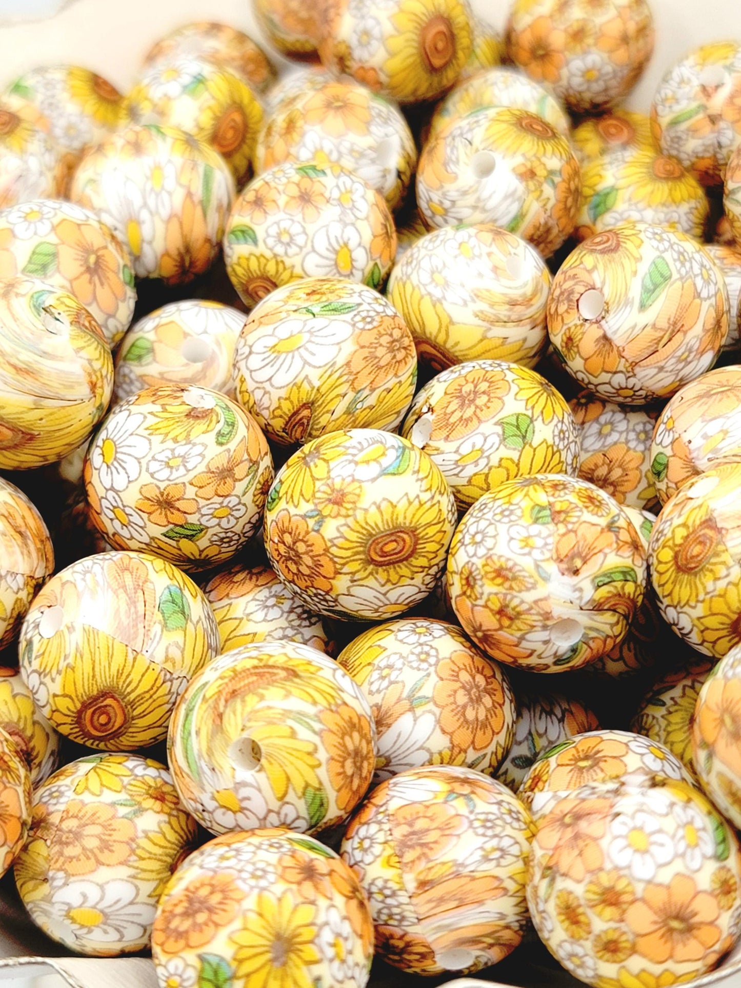 15mm Printed Yellow Sunflower Garden Floral Silicone Bead – Flower Round Beads for Pens & Wristlets