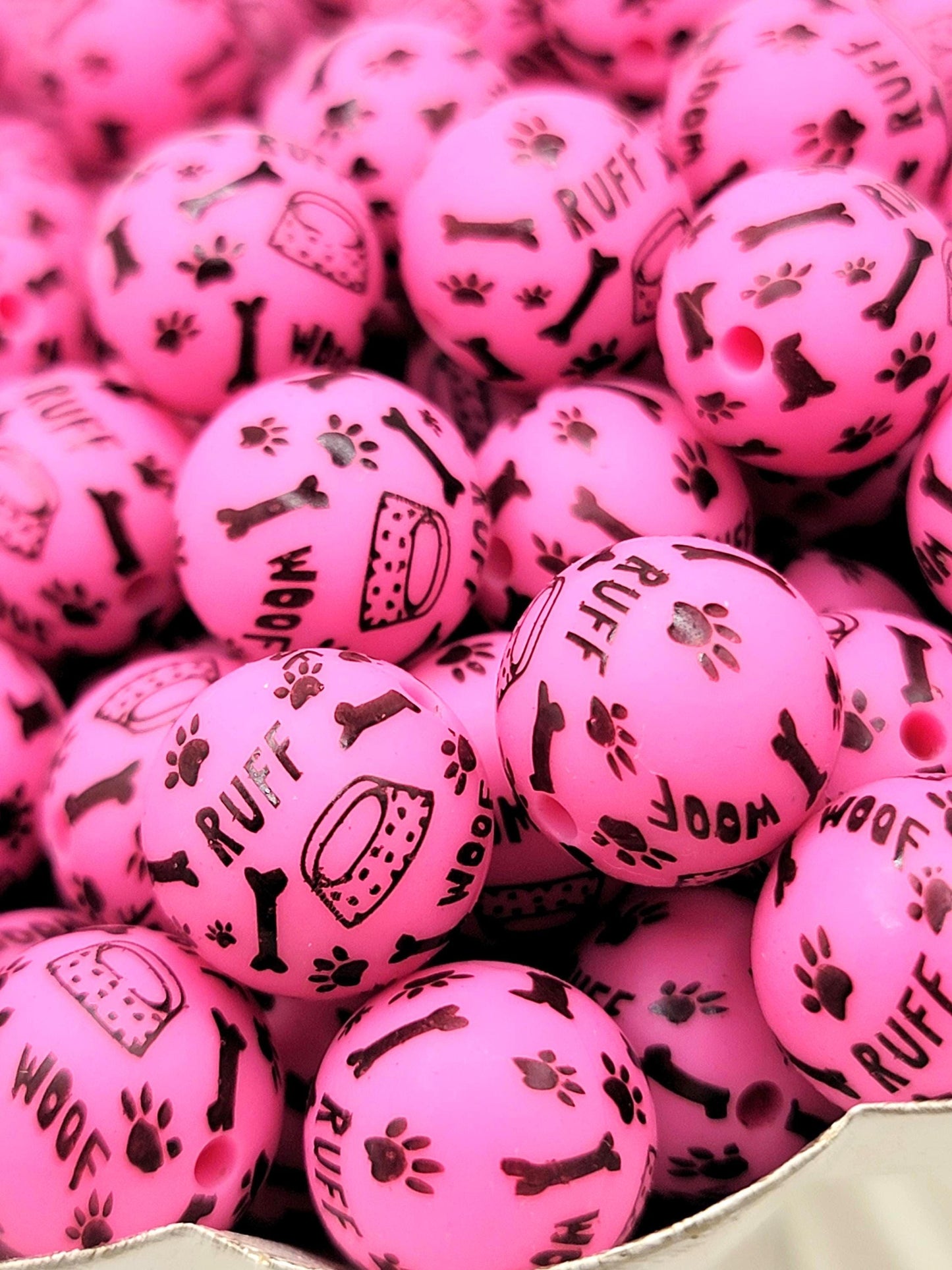 15mm Printed Hot Pink Dog Theme Silicone Beads – Paw Dog Print Round Beads for Pens & Wristlets
