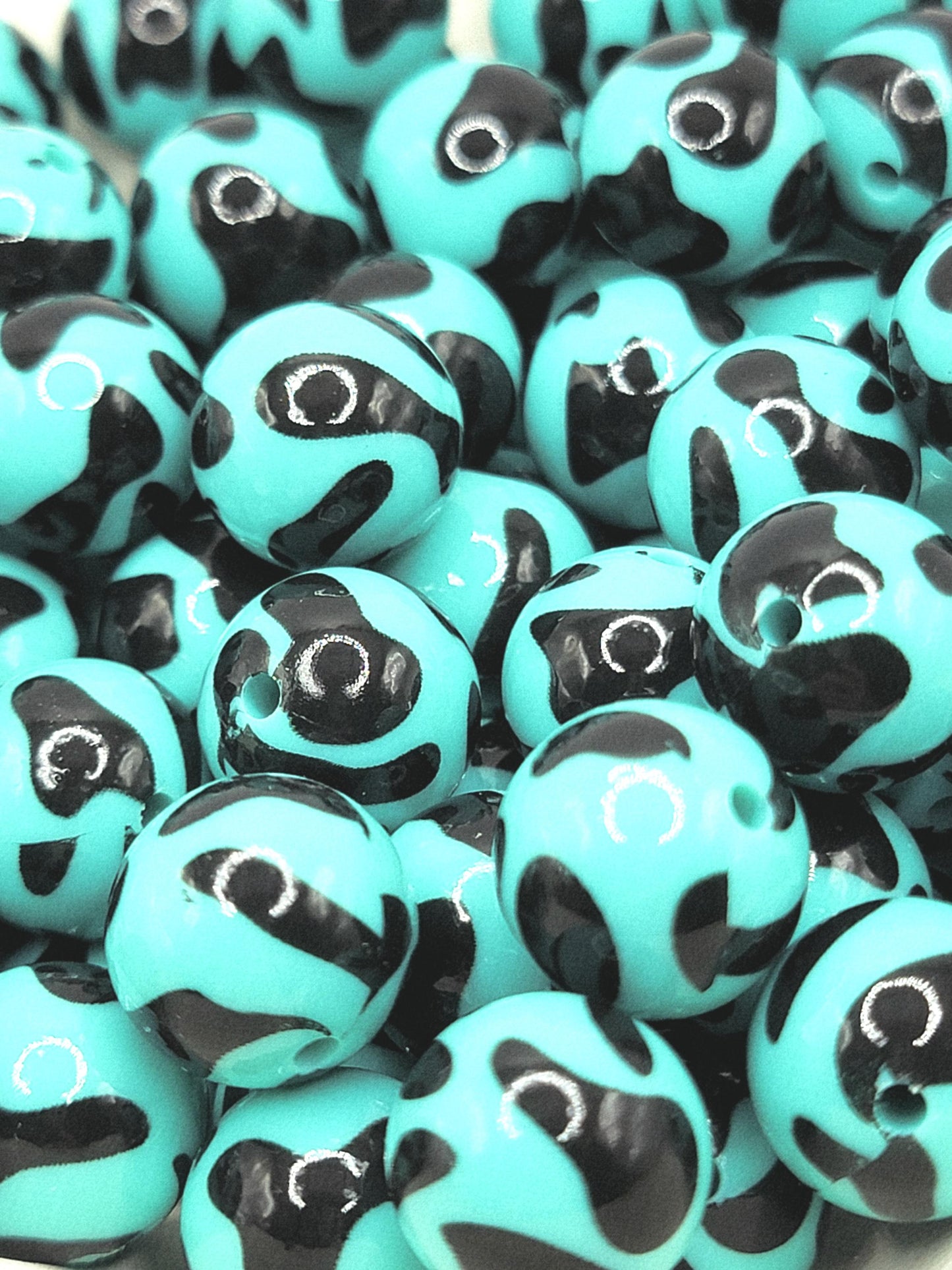 15mm Printed Shiny Turquoise Cow Print Silicone Bead – Round Animal Beads for Pens & Wristlets