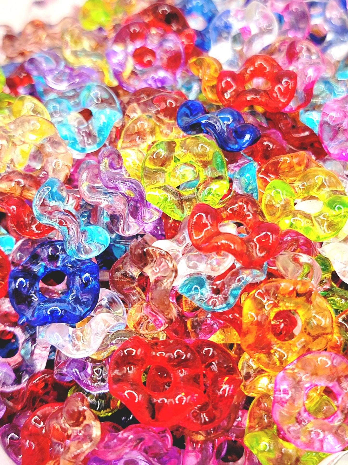 12mm Wavy Translucent Acrylic Spacer Beads (50-Pack) – Random Color Mix