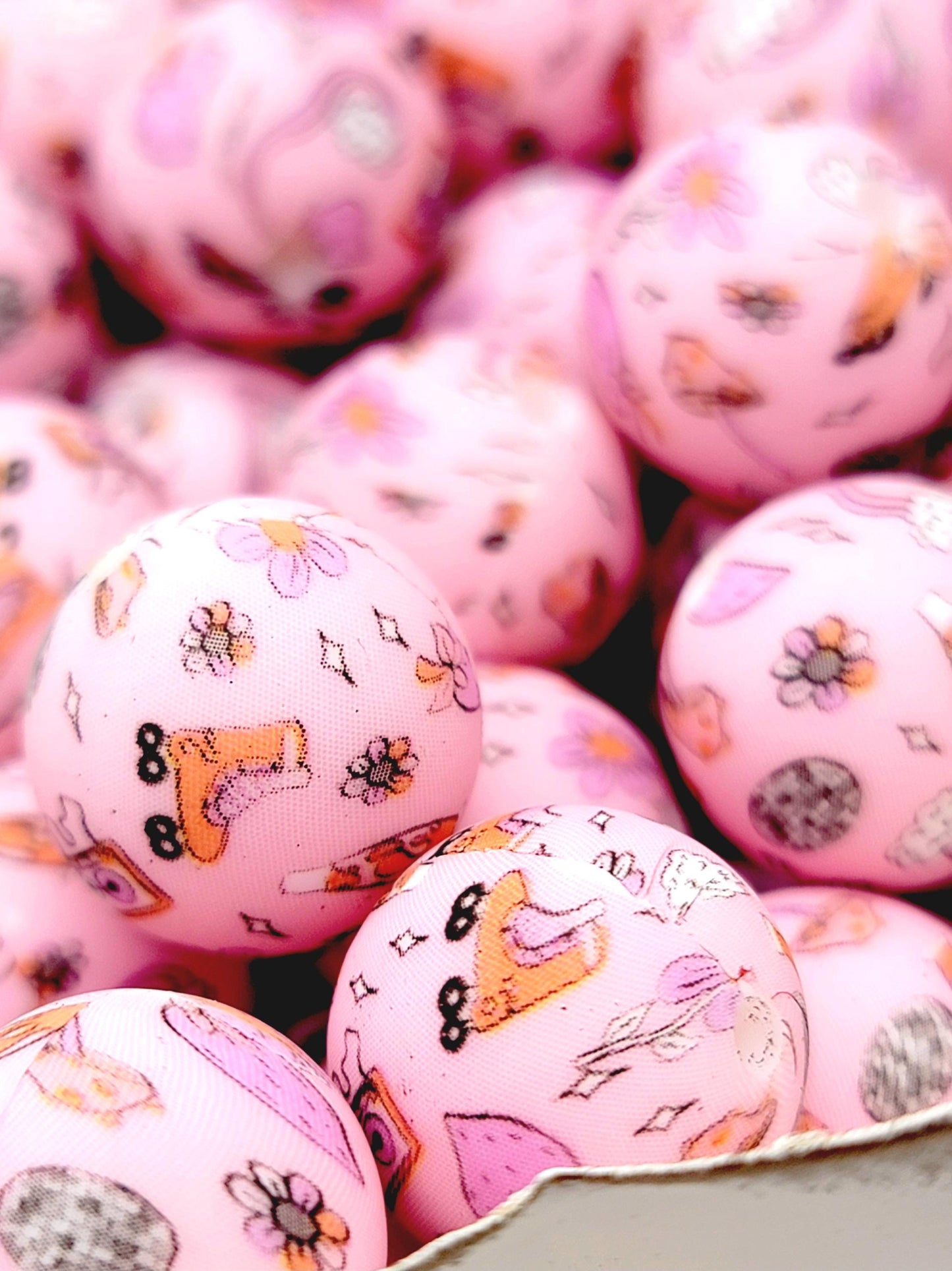 15mm Printed Pink Retro Mushroom Skate Silicone Bead – Pink Round Beads for Pens & Wristlets