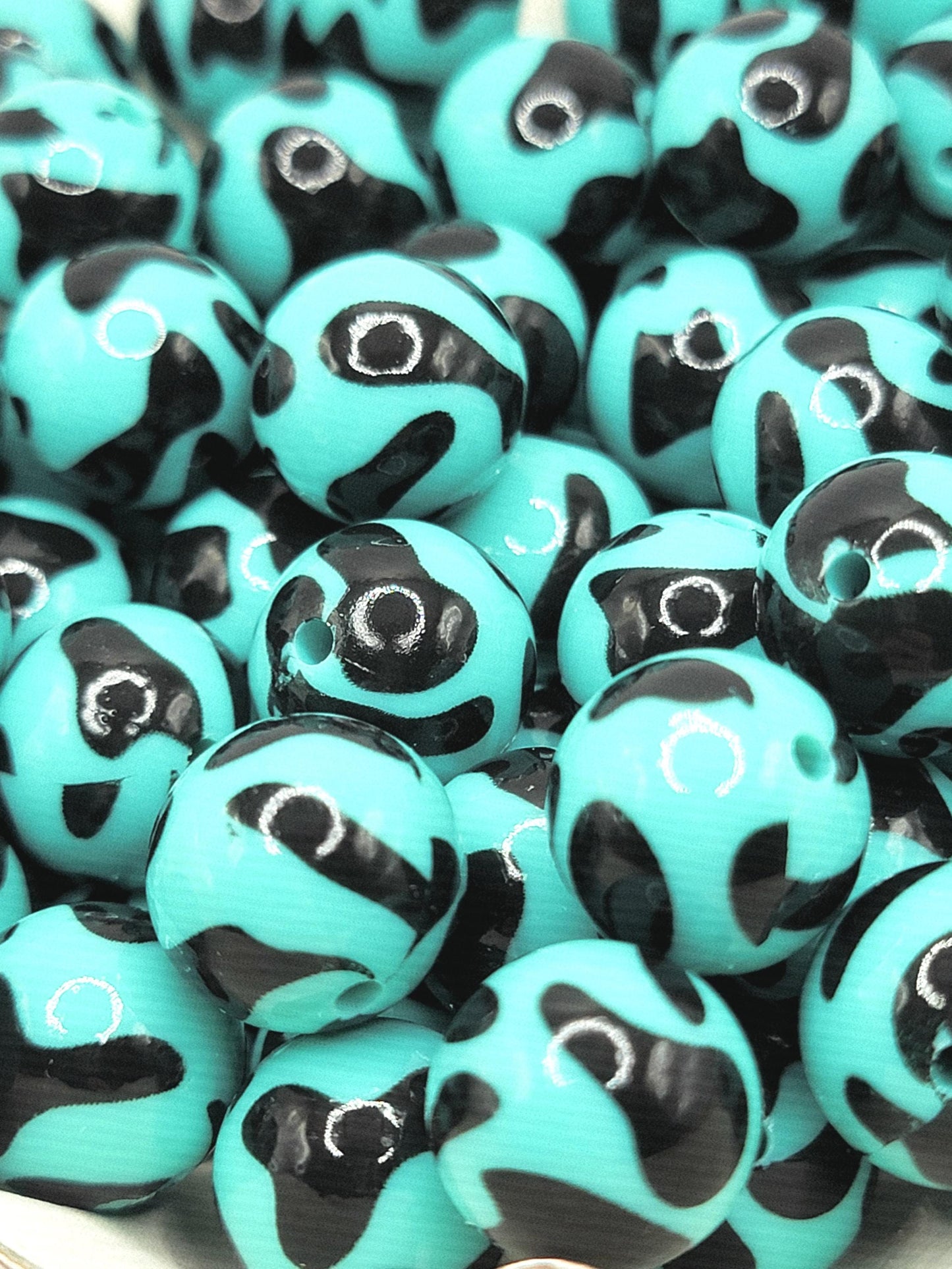 15mm Printed Shiny Turquoise Cow Print Silicone Bead – Round Animal Beads for Pens & Wristlets