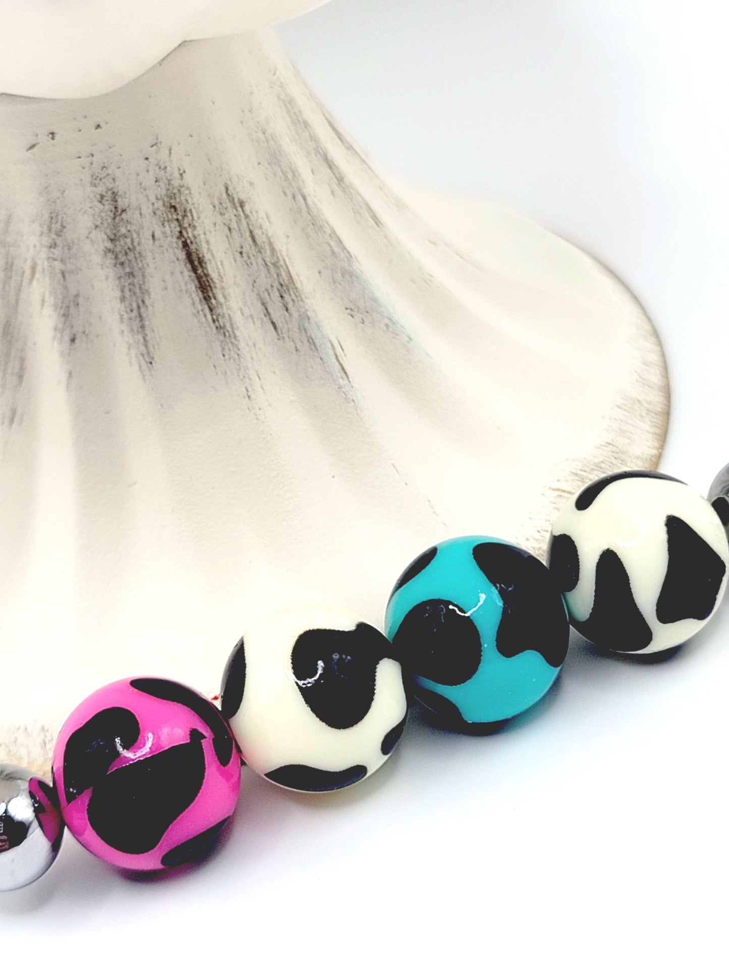 15mm Printed Shiny Turquoise Cow Print Silicone Bead – Round Animal Beads for Pens & Wristlets