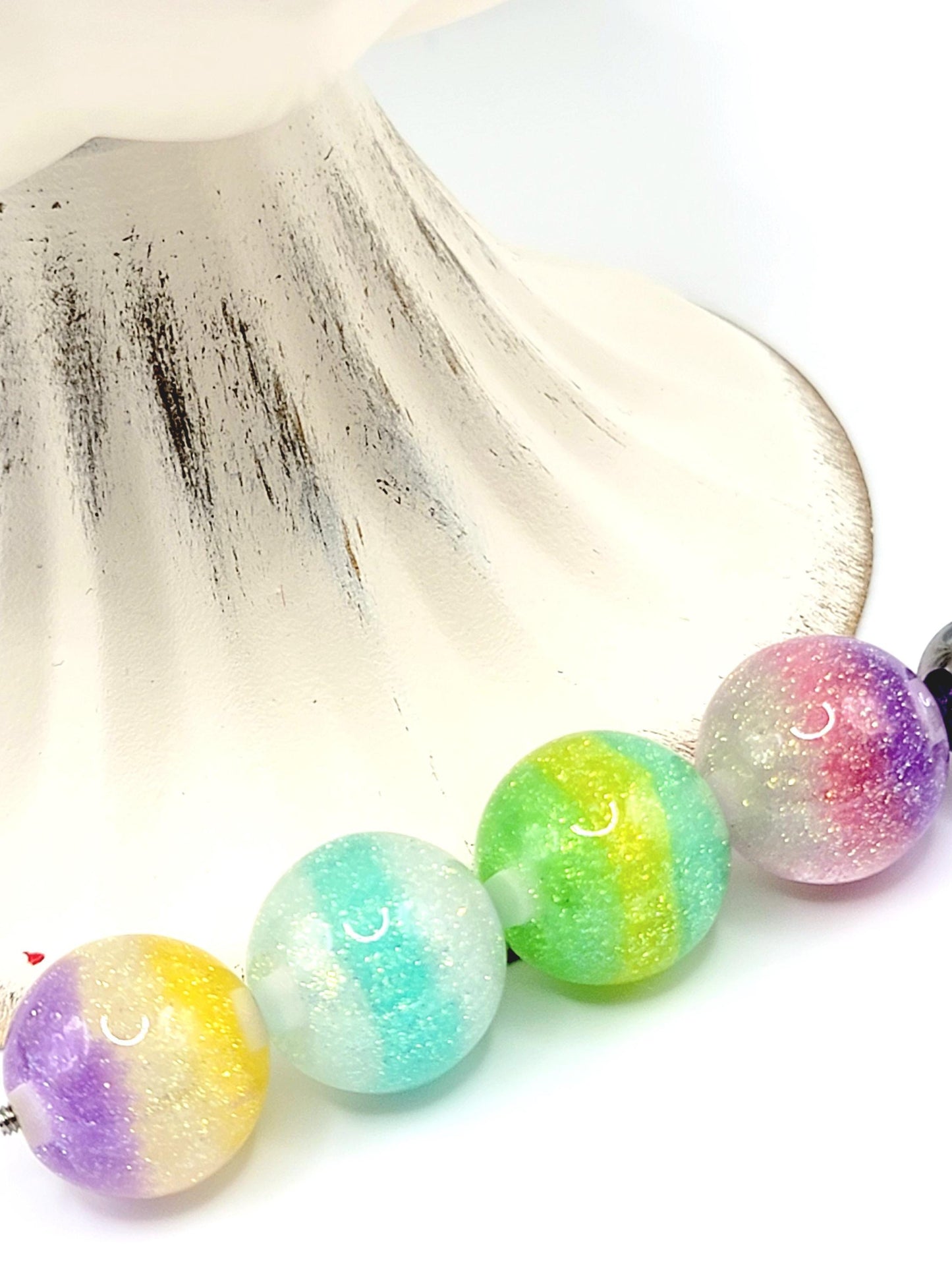 16mm Luminous Glitter Stripe Acrylic Beads (Set of 10) – Sparkle Shimmer Mix