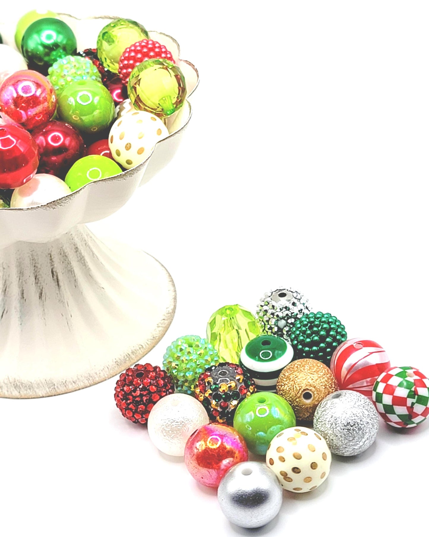20mm Christmas Mix Acrylic Beads (Set of 10) – Holiday Bubblegum Beads