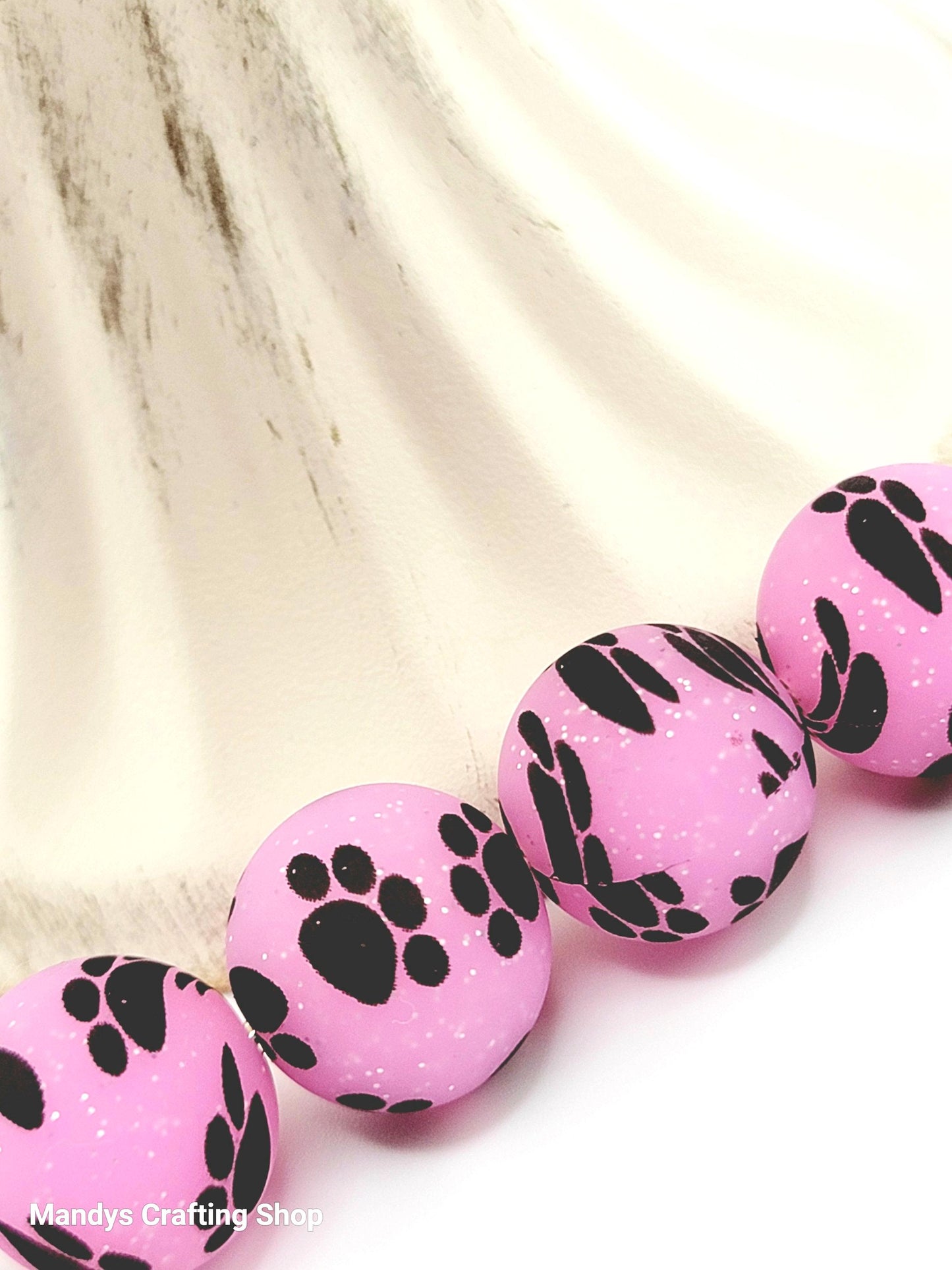 15mm Printed Pink Glitter Paw Print Silicone Bead – Round Sparkle Pet Beads for Pens & Wristlets