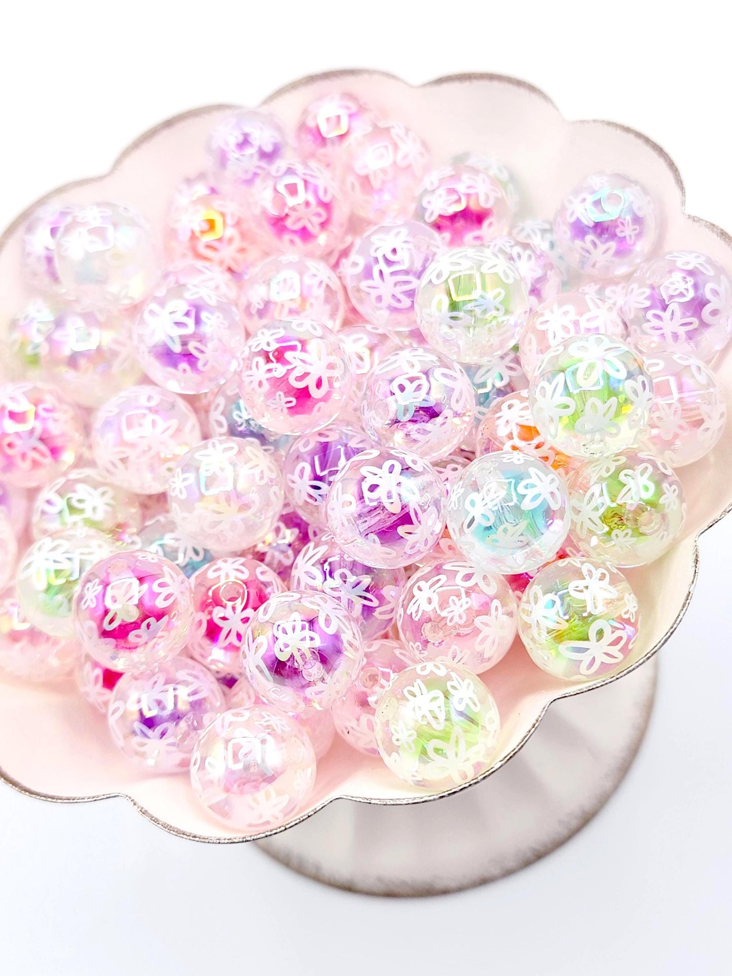 16mm Clear Acrylic Beads with White Flower Pattern (Set of 10) – Colorful Ball Inside Craft Beads