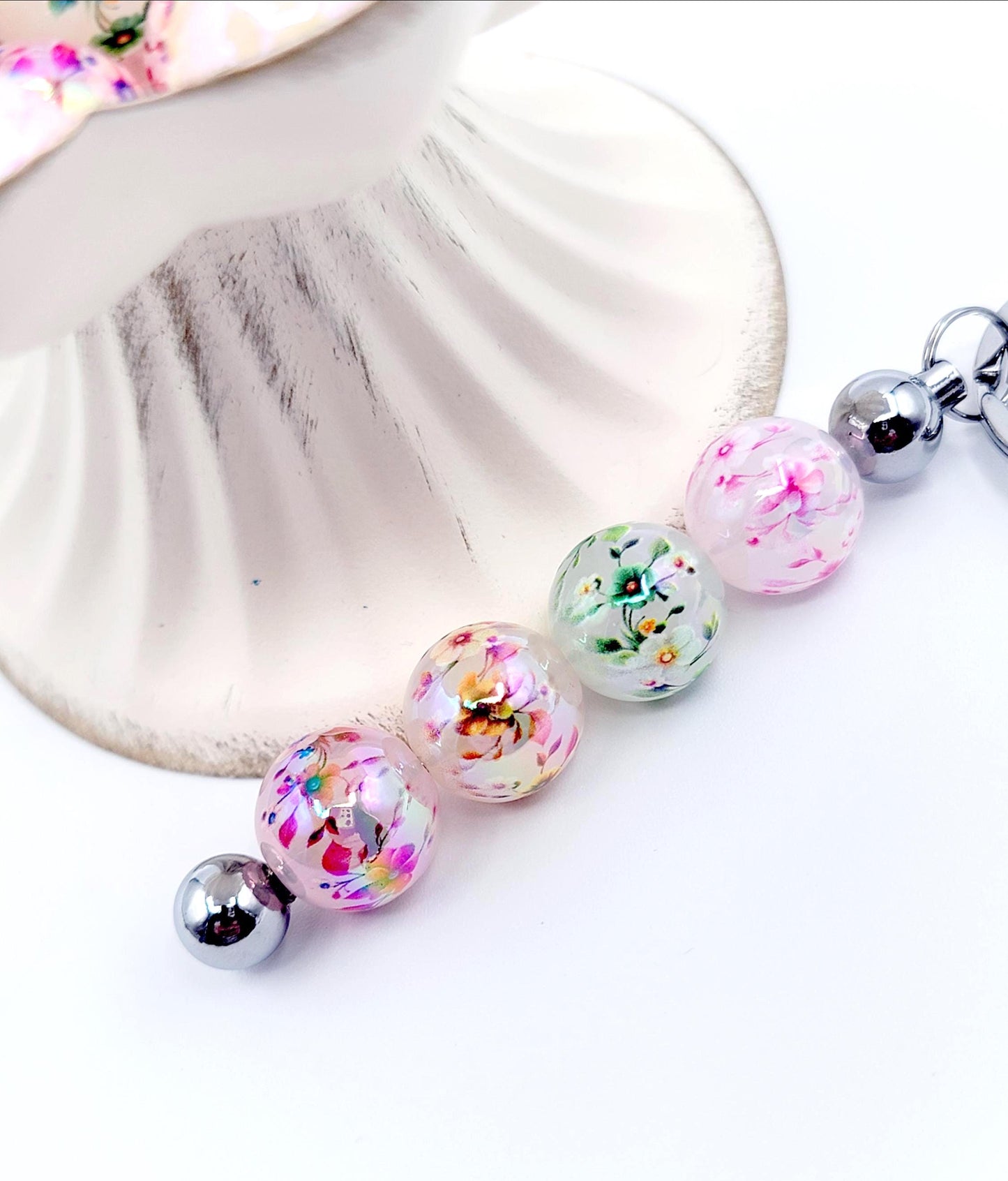 16mm Printed Flower Garland Acrylic Beads (Set of 10) – Chunky Round Bag Charm Craft Beads