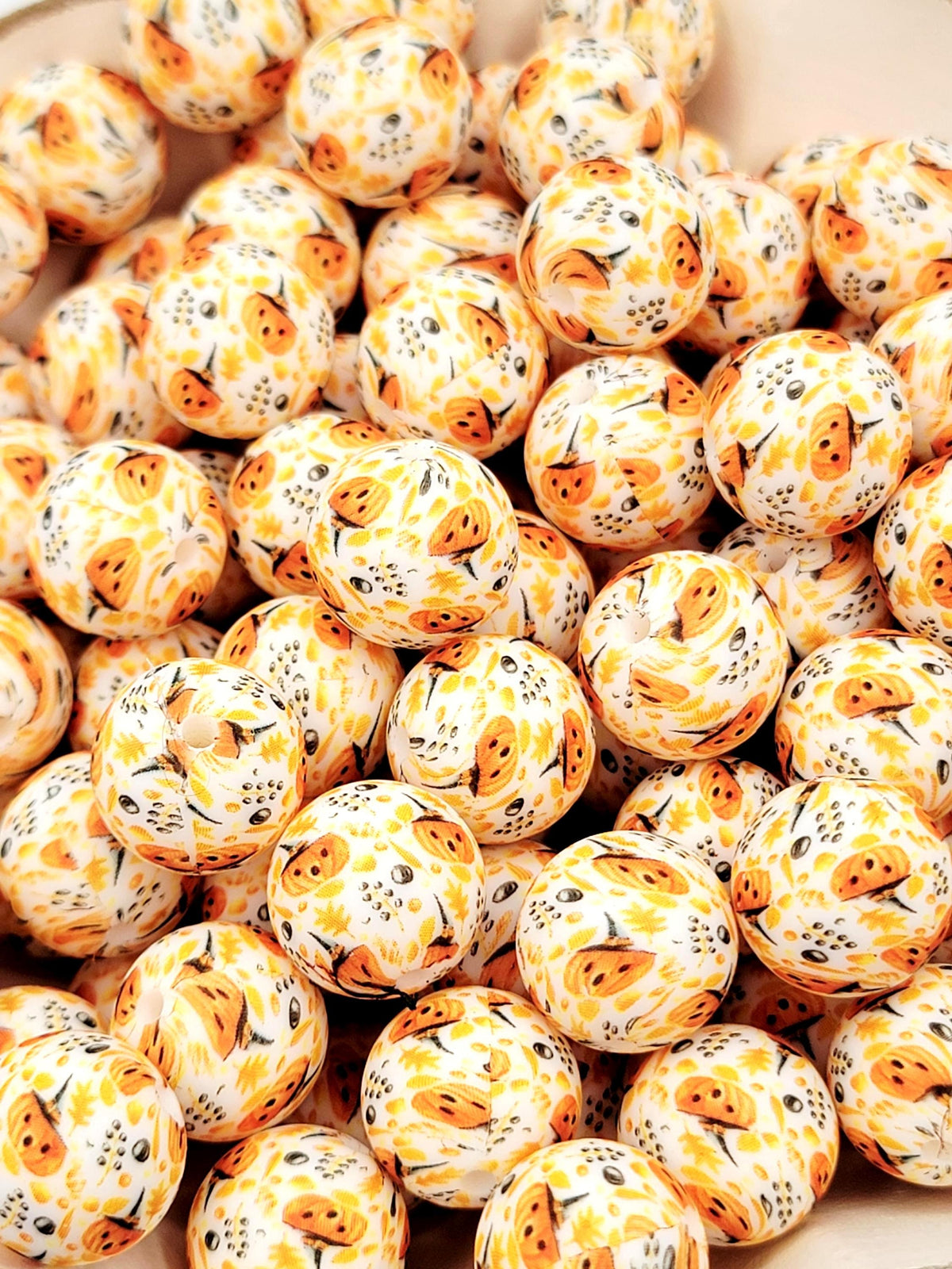 15mm Halloween Pumpkin Witch Silicone Bead – Orange and Black Spooky Round Focal Bead for Pens & Wristlets
