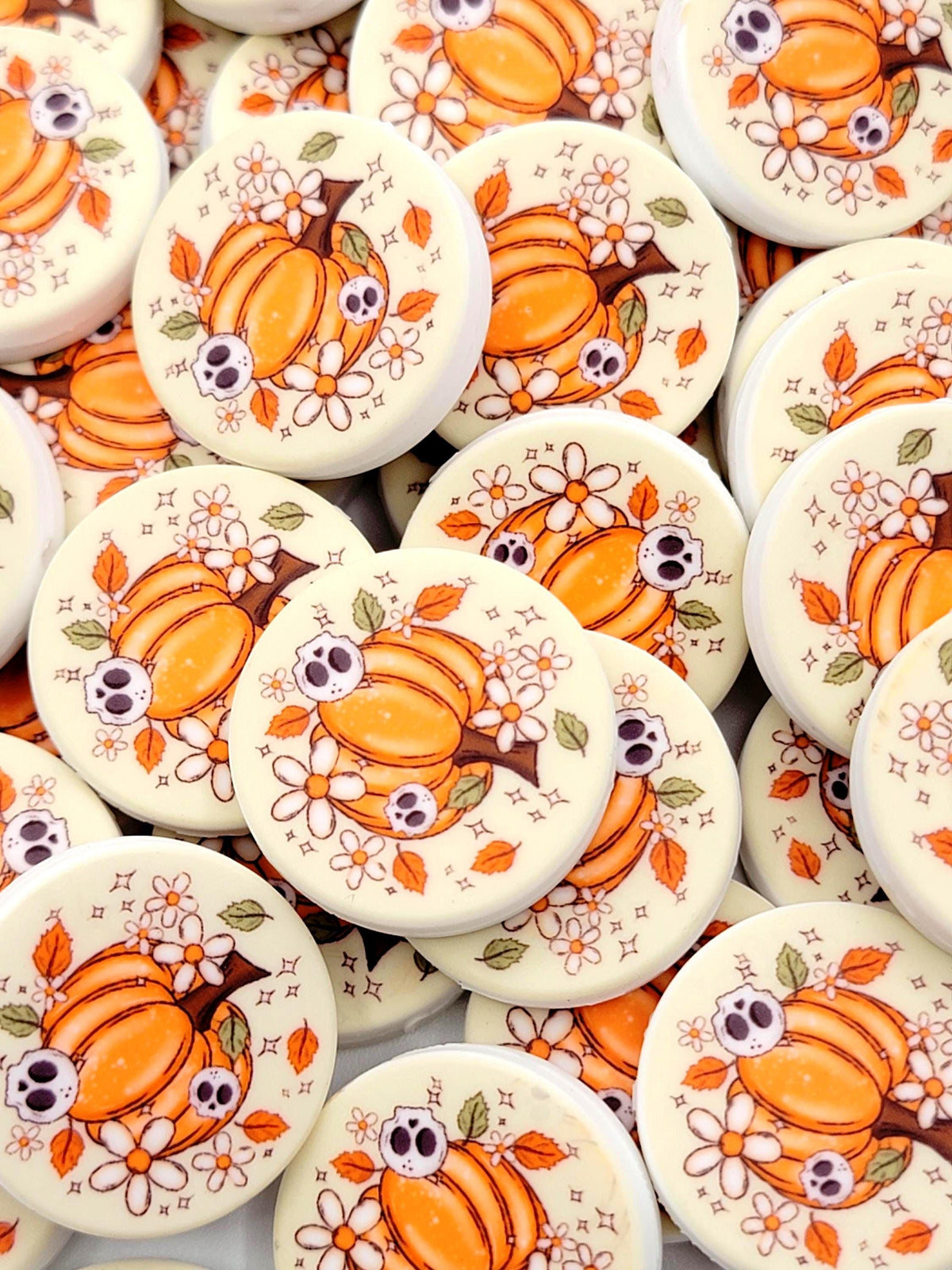 Spooky Pumpkin Focal Bead, Halloween Silicone Pen Bead, Printed Pumpkin Skull Bead, Thanksgiving Fall Wristlet Keychain Craft Bead - (Set of 2)