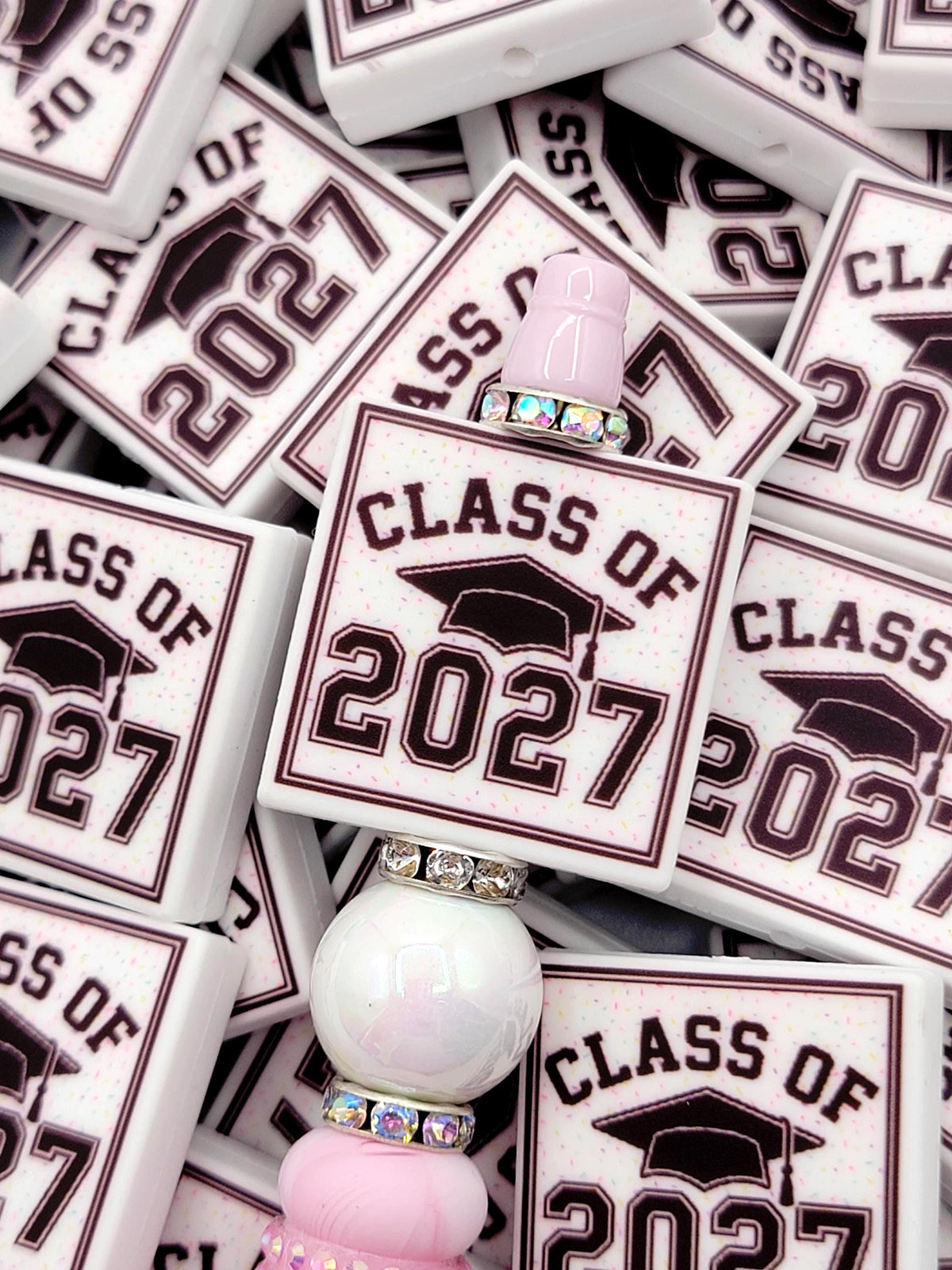 Class of 2027 Graduation Focal Bead, Cap And Gown Silicone Pen Bead, Senior Mom Gift, Class of 2027 DIY Graduation Craft Bead - (Set of 2)