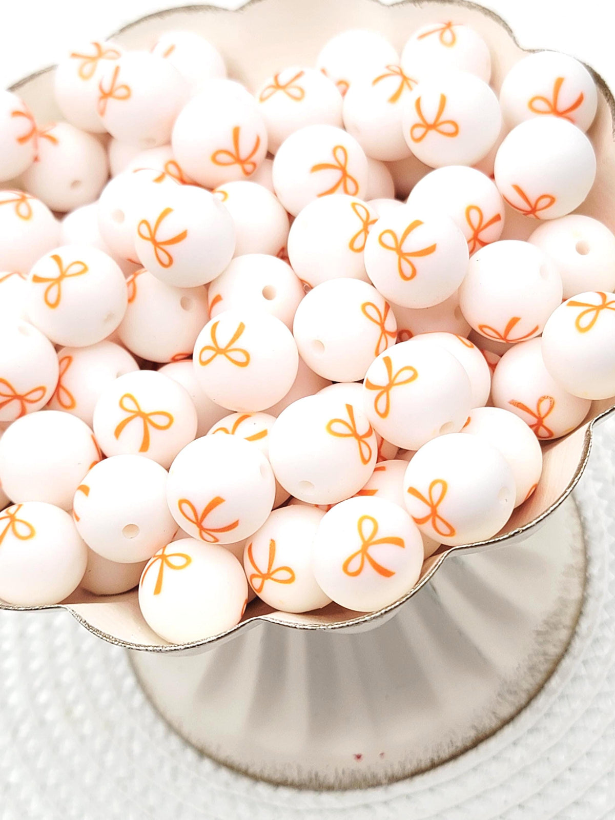 Orange Bow Print Round Silicone Beads - 15mm Round Pen Beads, Wristlet, Jewelry Craft Beads, Halloween Preppy Coquette Bead
